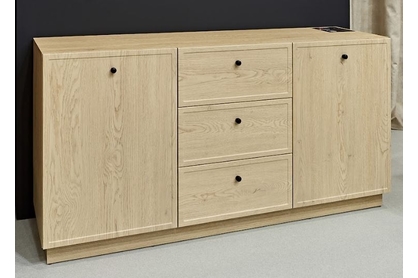 Komoda Lorini 150 cm so zásuvkami - Dub cremona / čierny úchyty - Výpredaj expozície