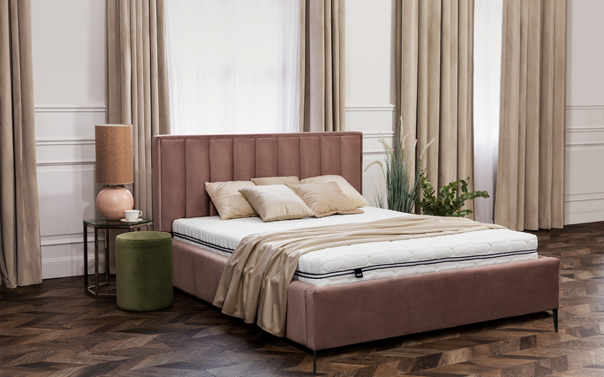 postel čalouněné pro ložnice s úložným prostorem Misel - 140x200, Nohy černé  postel čalouněné z wysokim wezglowiem 