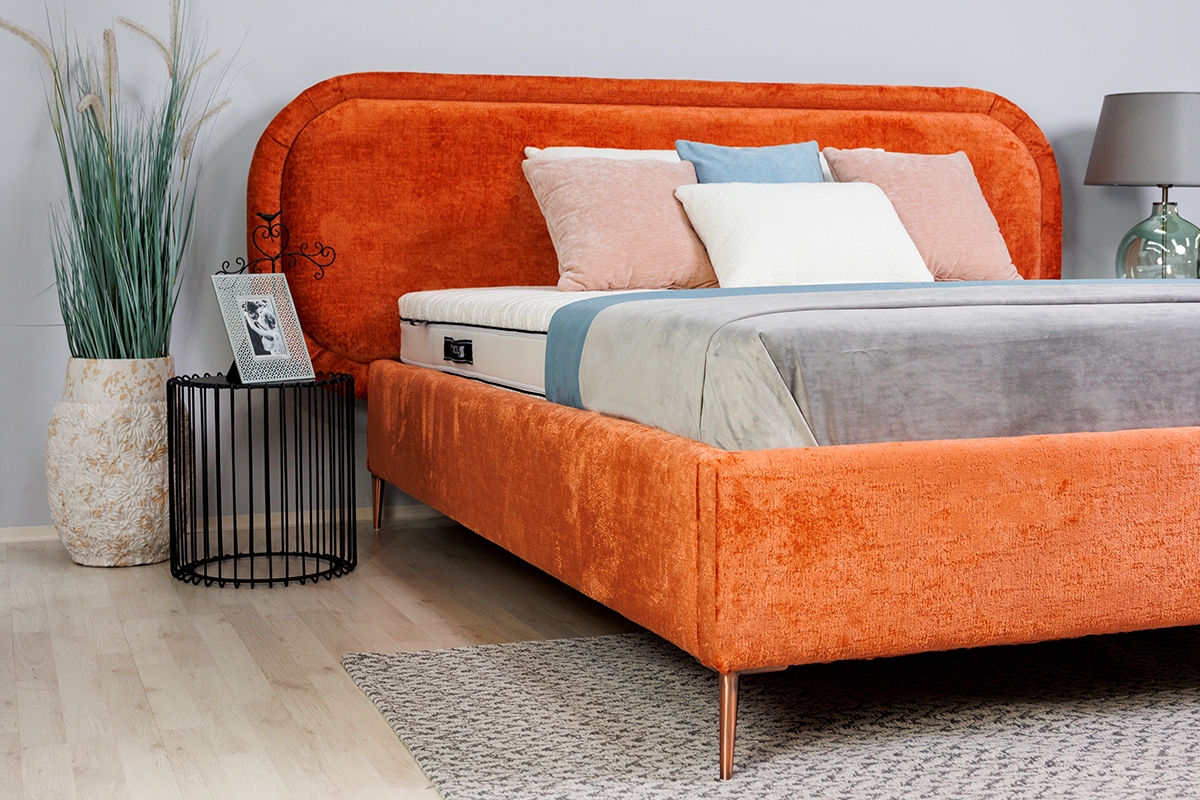postel čalouněné pro ložnice ze stelazem Delmi - 160x200, Nohy miedziane  postel Delmi z nozkami w barevným odstínu miedzianym 
