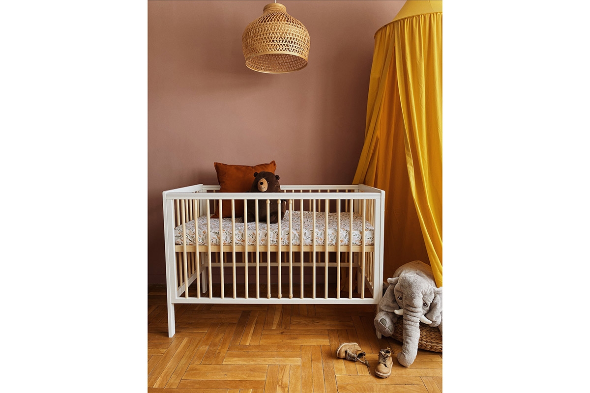 dřevěnýpostel dla niemowlaka z szuflada i barierka Timi - Bílý, 120x60 pokoj dětský z bialym lozeczkiem 