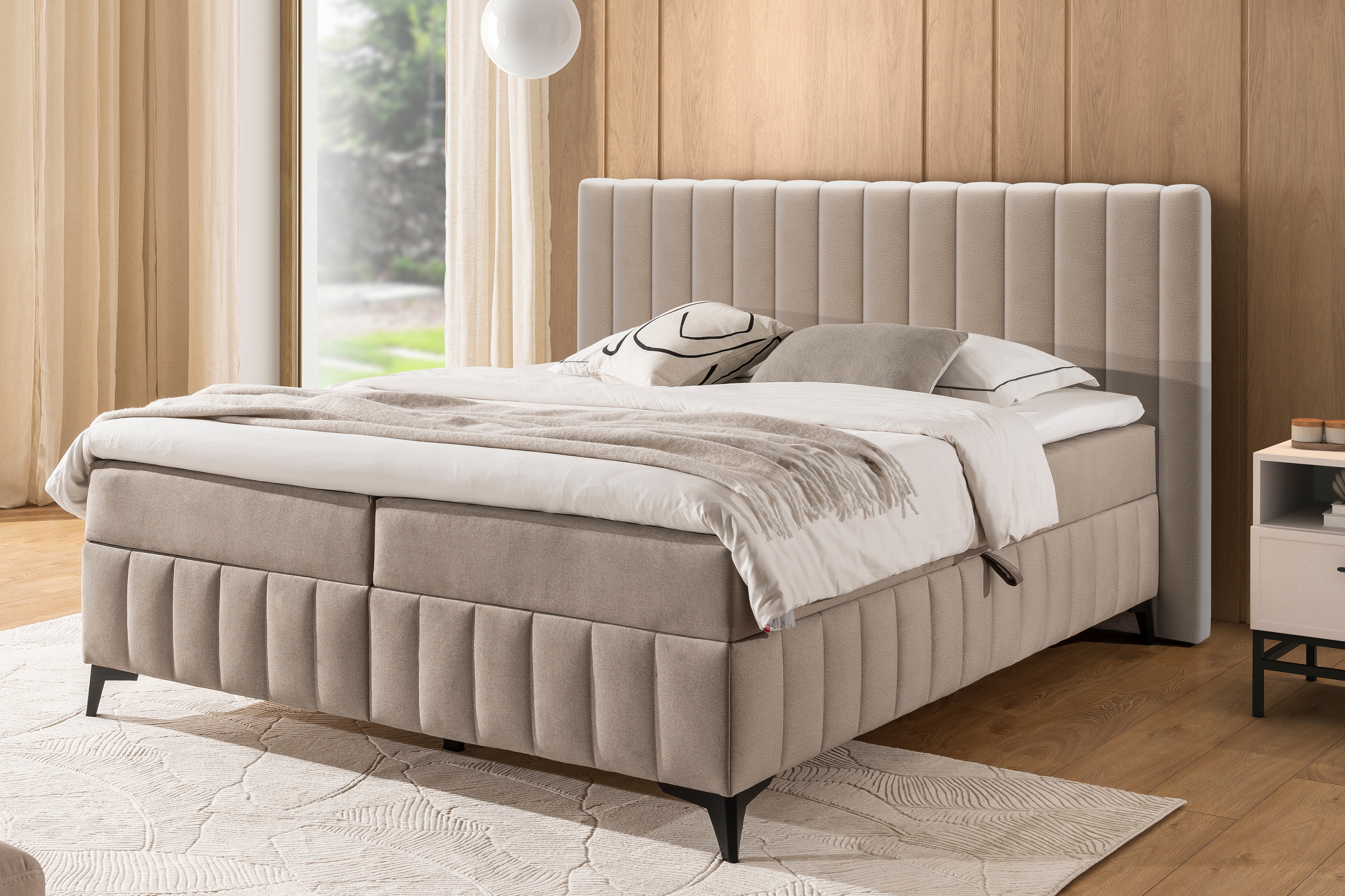 Boxspring posteľ Verona 180x200 s úložným priestorom Boxspring posteľ Verona 180x200 s úložným priestorom 