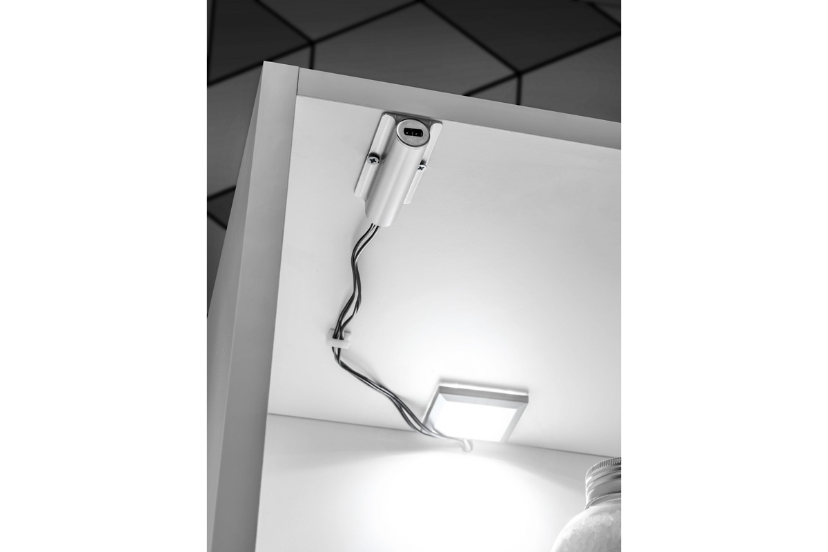 Komplet kúpeľňového nábytku Leonardo White III - Biela / Dub Sherman Osvetlenie w standardzie 