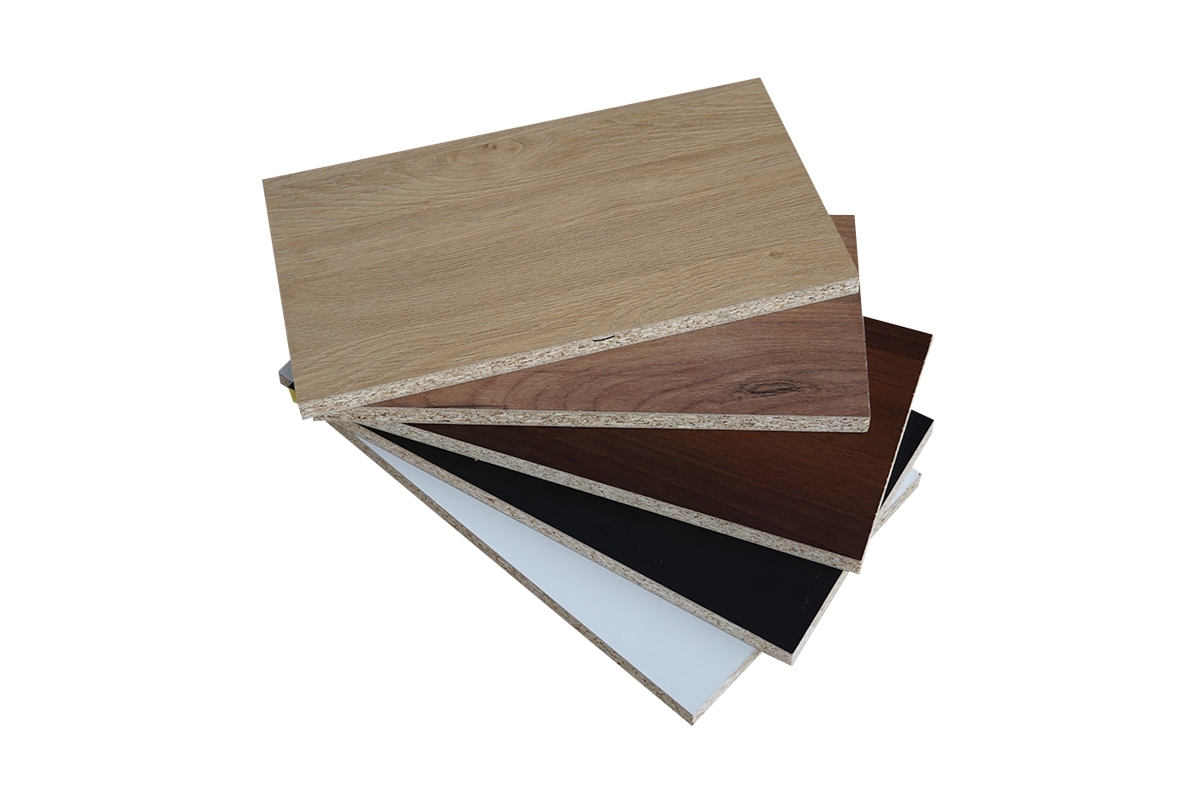 Bezplatný vzorník nábytkových desek systému Keri probki plyt 