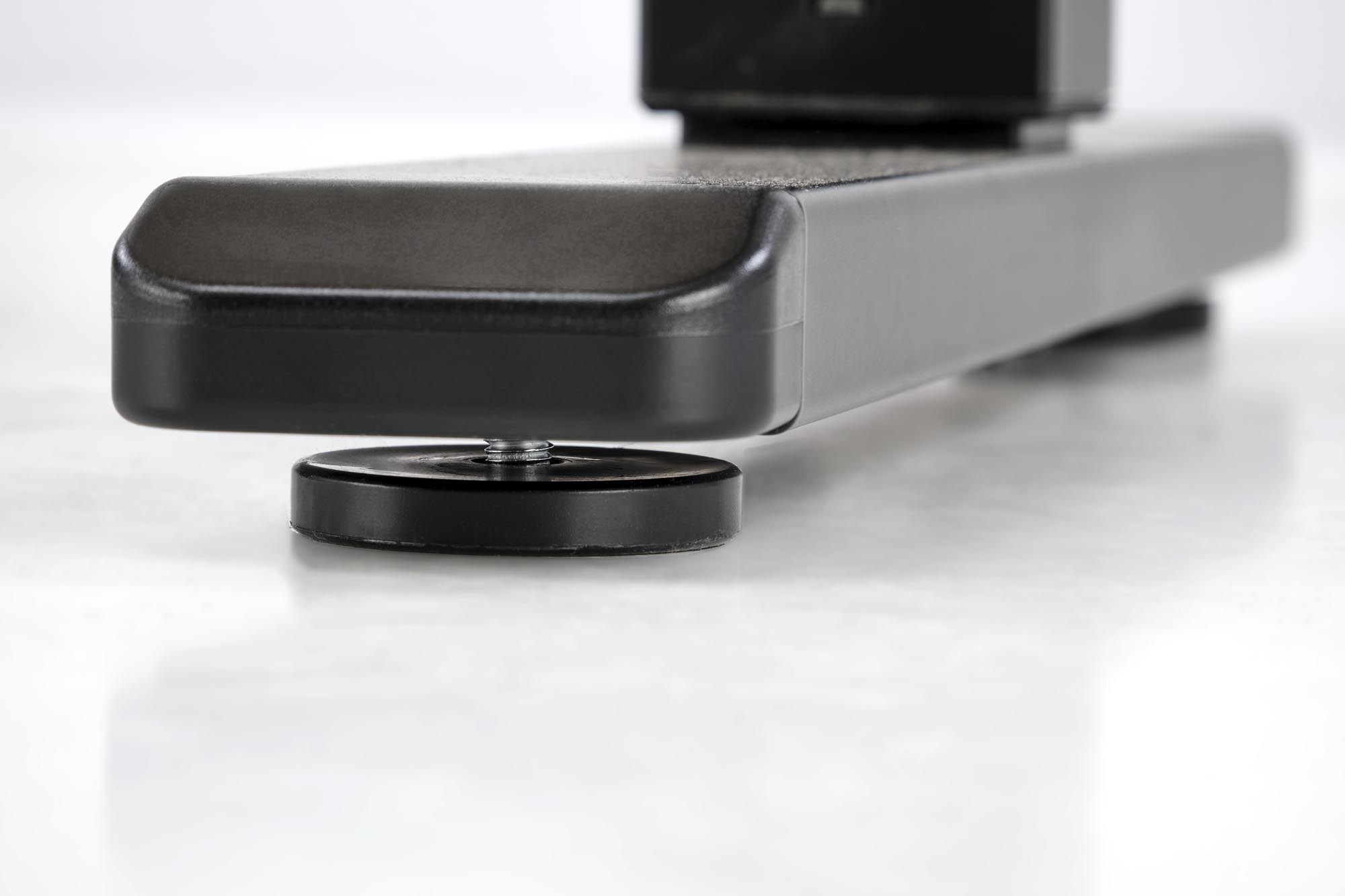 Písací stôl výškovo nastaviteľný B53 - 105x56 cm - Dub zlaté / Čierny Písací stôl z regulacja wysokosci b53 - 105x56 cm - Dub zlaté / Čierny