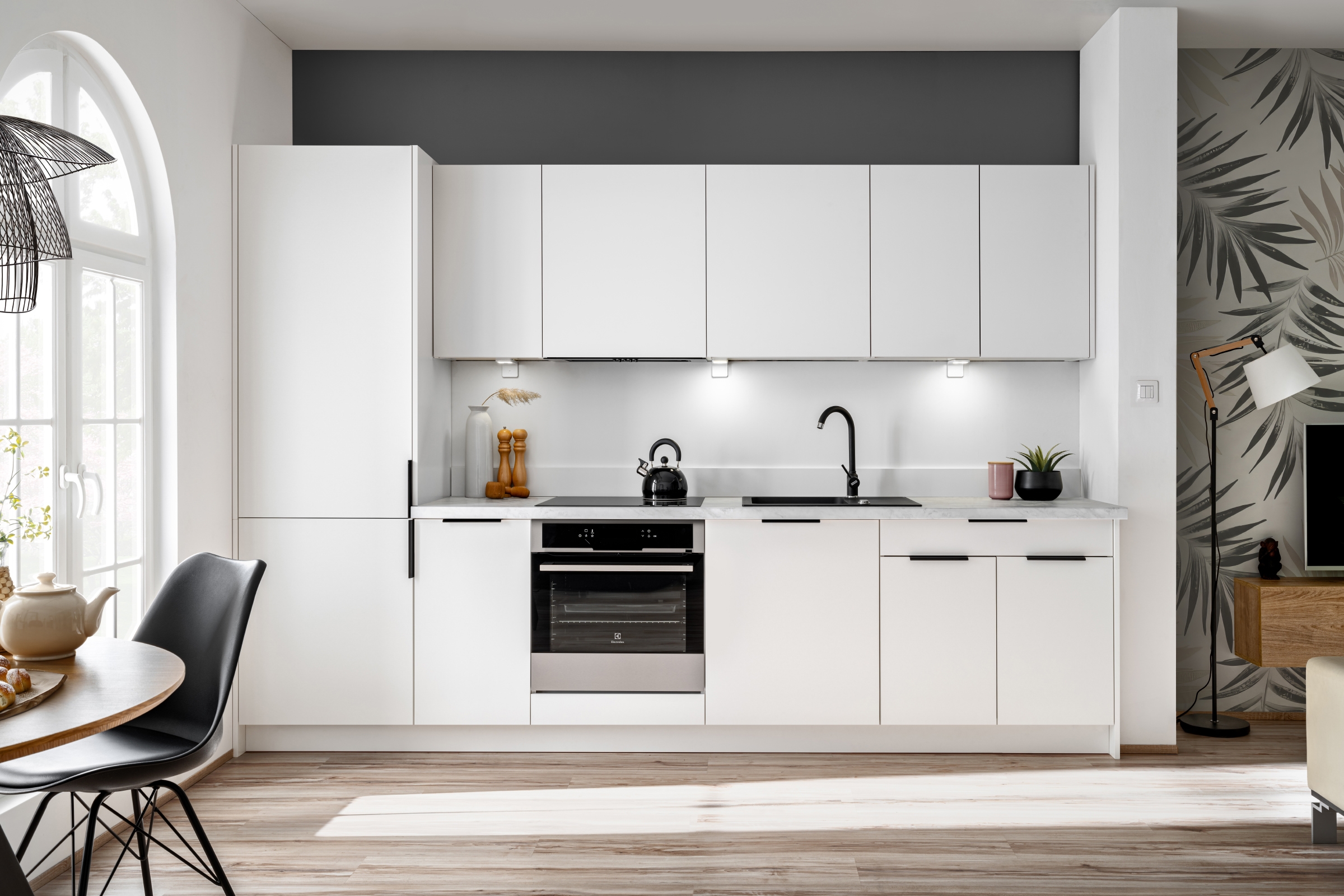 Boční panel Ilandia 128x58 cm pro vestavbu lednice - bílý mat Bok nakladany Ilandia 128x58cm do zabudowy lodowki - bílý mat