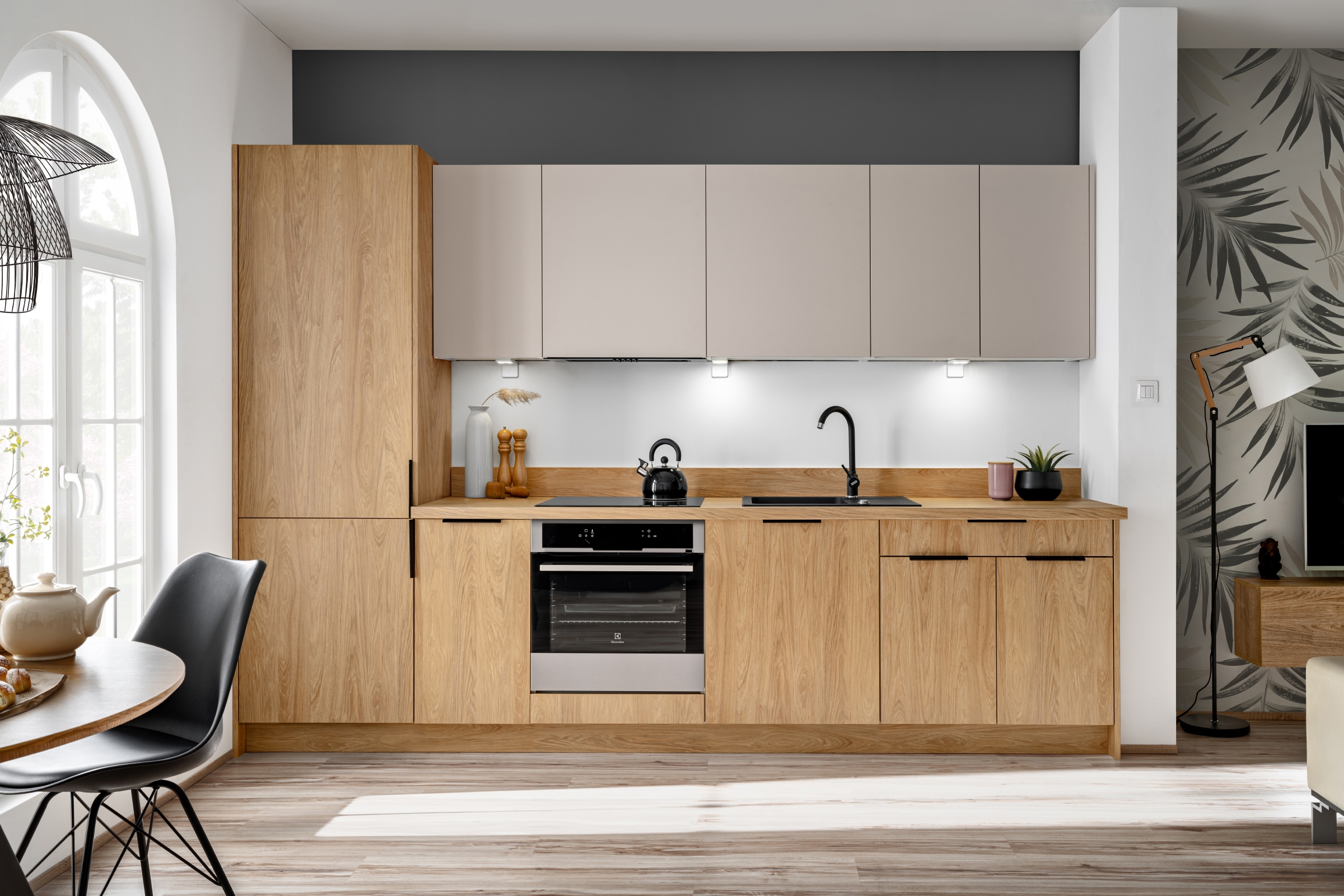 Boční panel Ilandia 128x58 cm pro vestavbu lednice - dub hikora Bok nakladany Ilandia 128x58cm do zabudowy lodowki - dub hikora 