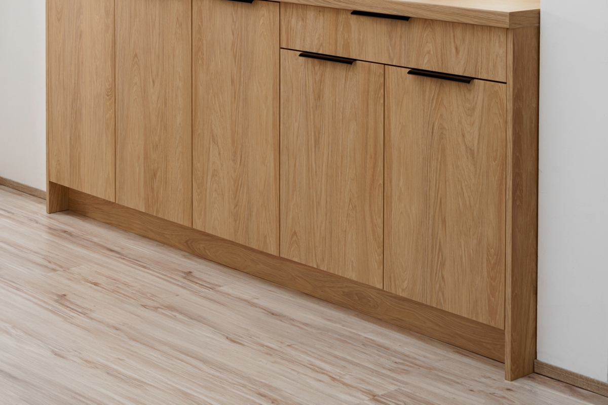 Kuchyňský sokl Ilandia 200 cm - dub hikora Cokol kuchenny Ilandia 200cm - dub hikora 