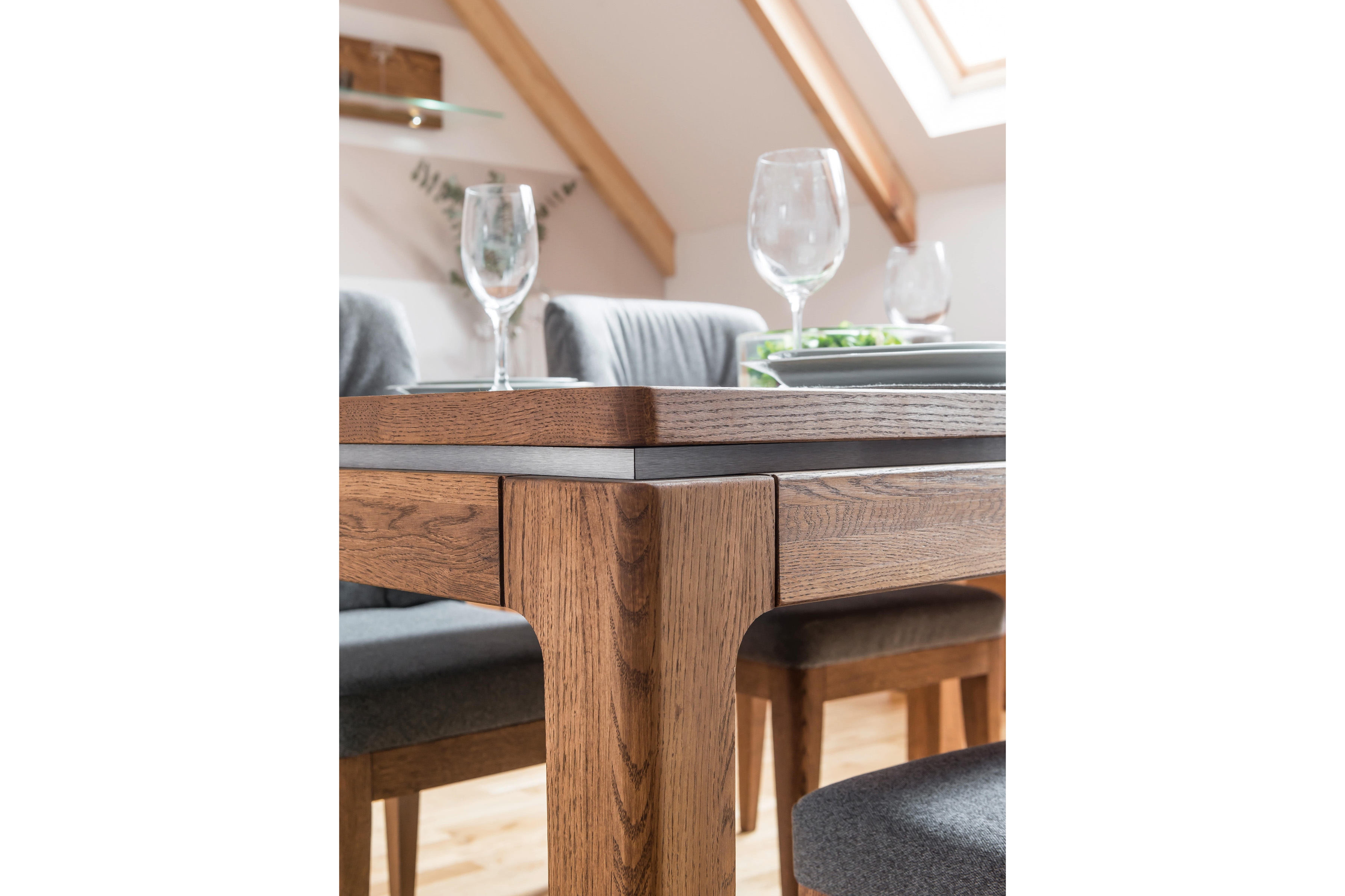 Montenegro 40 - rozkladací stôl 