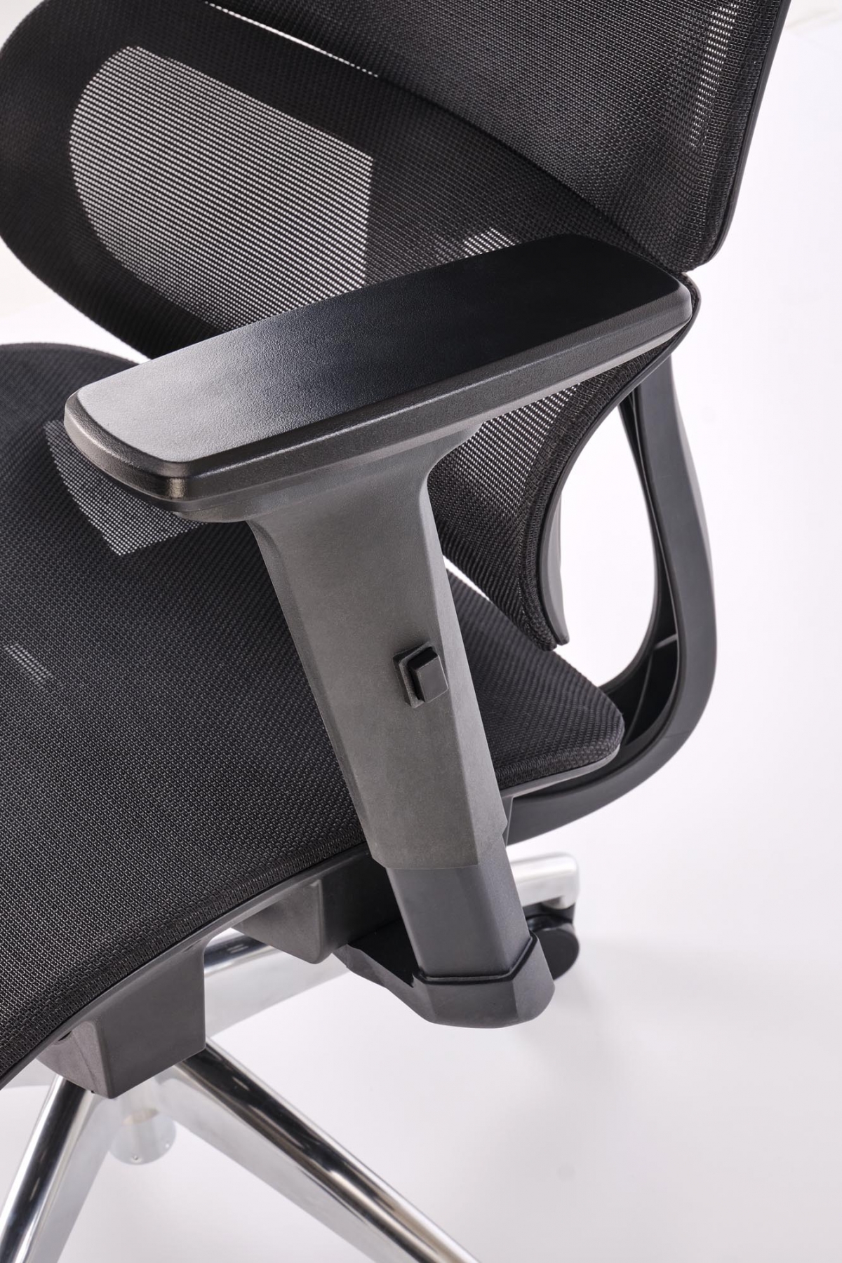 Ergonomická kancelárska stolička Casilo - čierna ekokoža Kreslo ergonomiczny Casilo otočna - Čierny