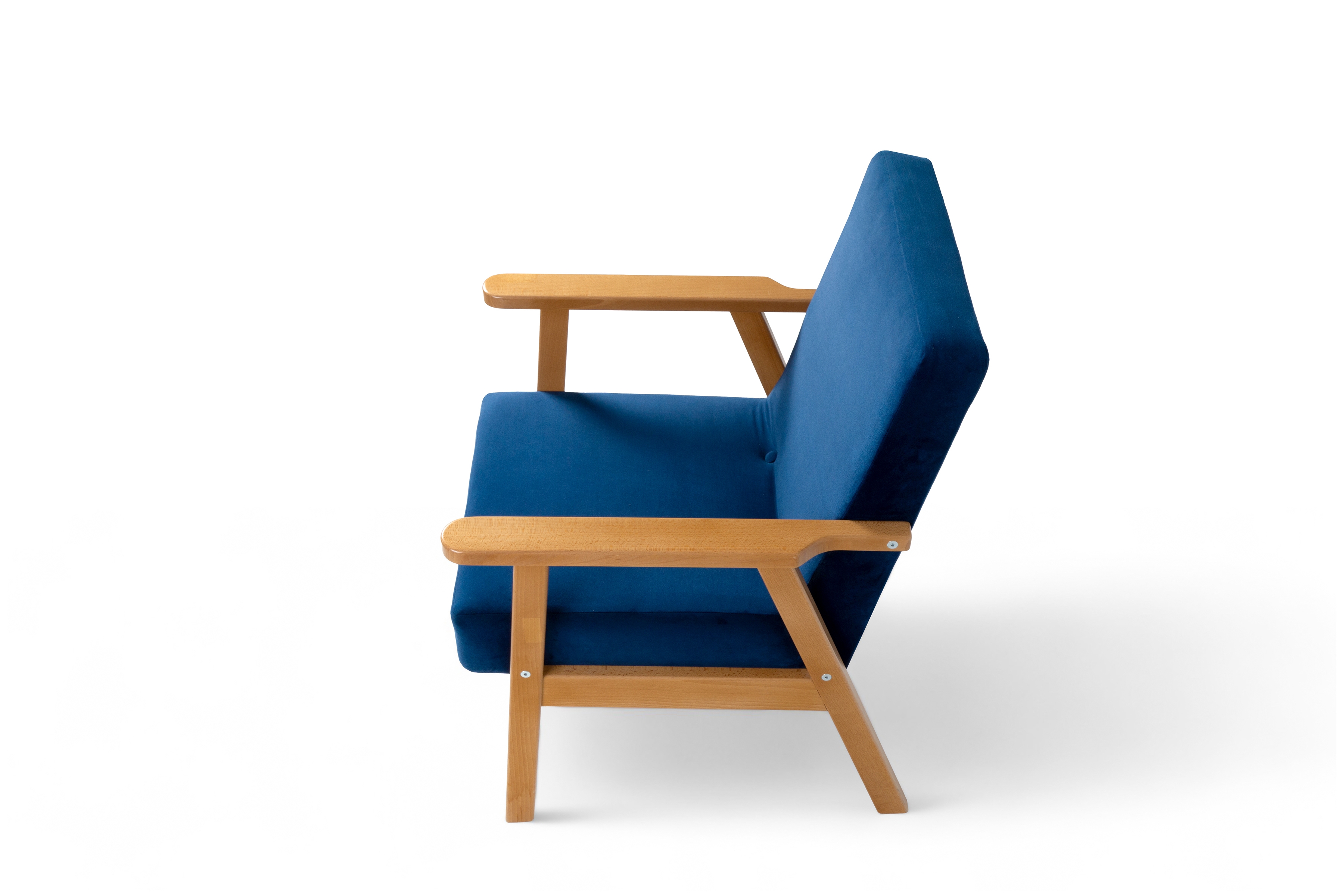 Křeslo klubové PRL Jurand - tmavě modrý samet Velluto 11 / nožky olše / výprodej z expozice Křeslo klubové PRL Jurand - tmavě modrá samet Velluto 11 / Olše 