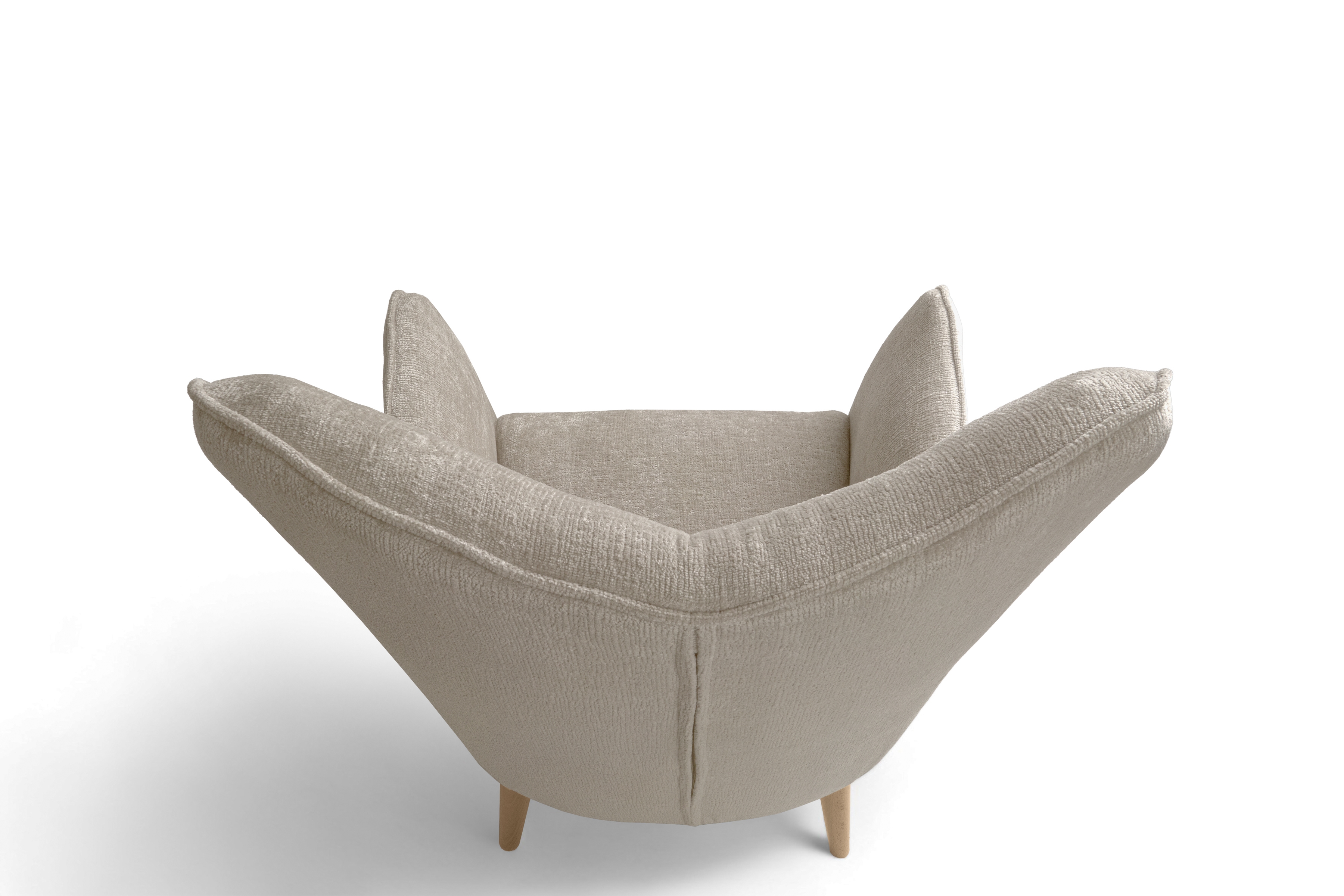 Křeslo ušák Elira - béžový šenil Perfect Harmony 07 / nohy buk Křeslo Ušák Elira z wysokimi nozkami - béžová šenil Perfect Harmony 07 / Nohy buk 