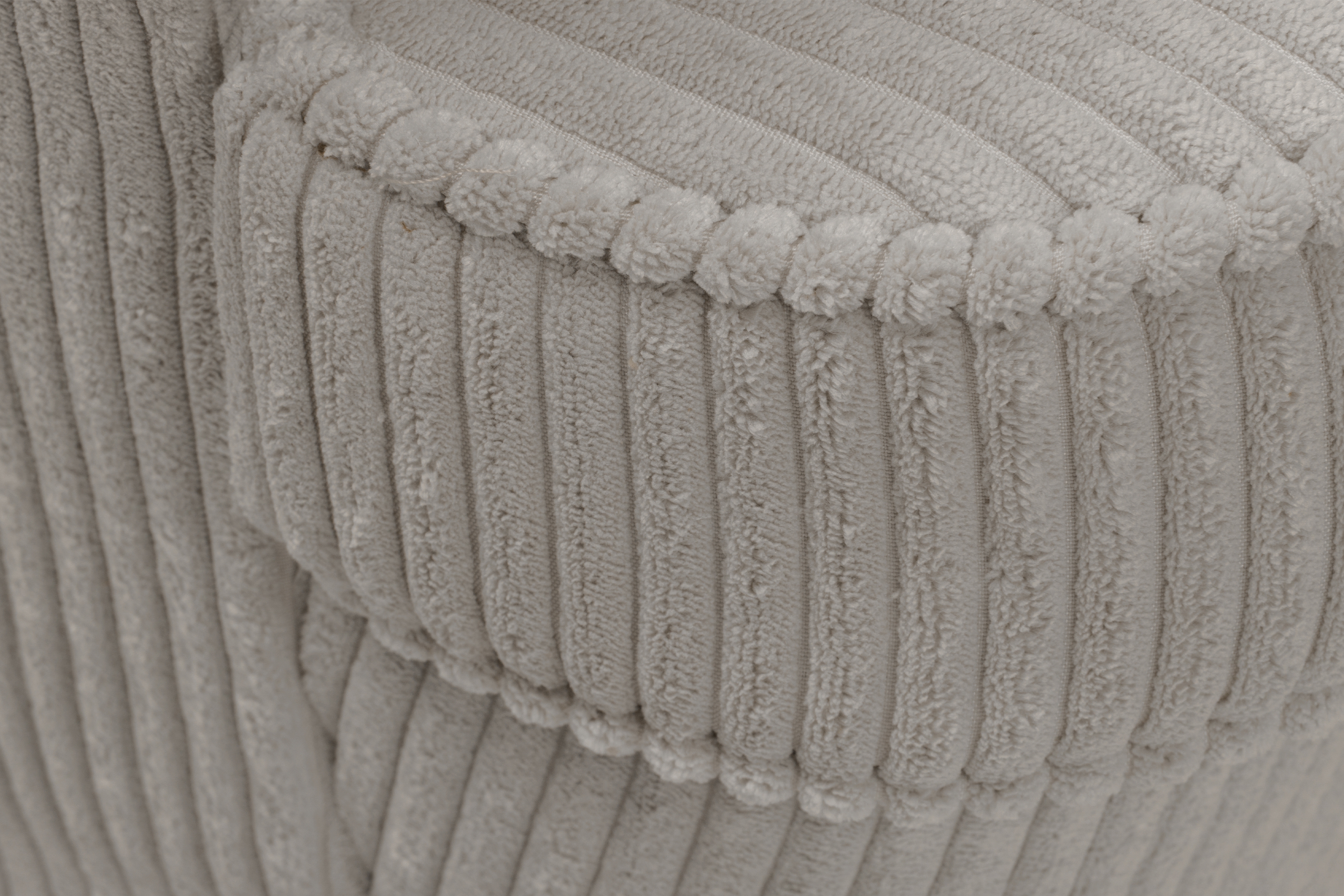 Křeslo ušák Vilano - béžový manšestr Poso 2 / nohy venge Křeslo Ušák Vilano - béžový manšestr Poso 2 / Nohy Venge 