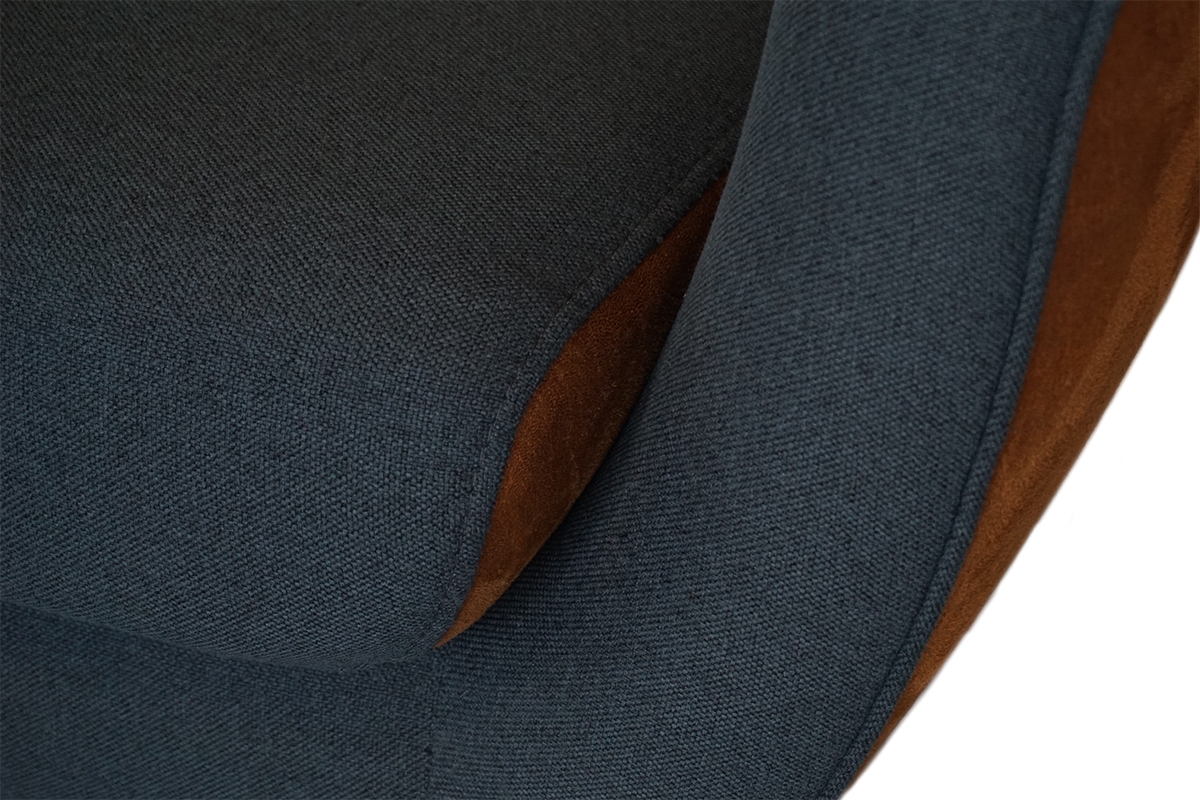 Kreslo s drevenými nohami Mira Kreslo odpočinkové Mira z drewnianymi nozkami 