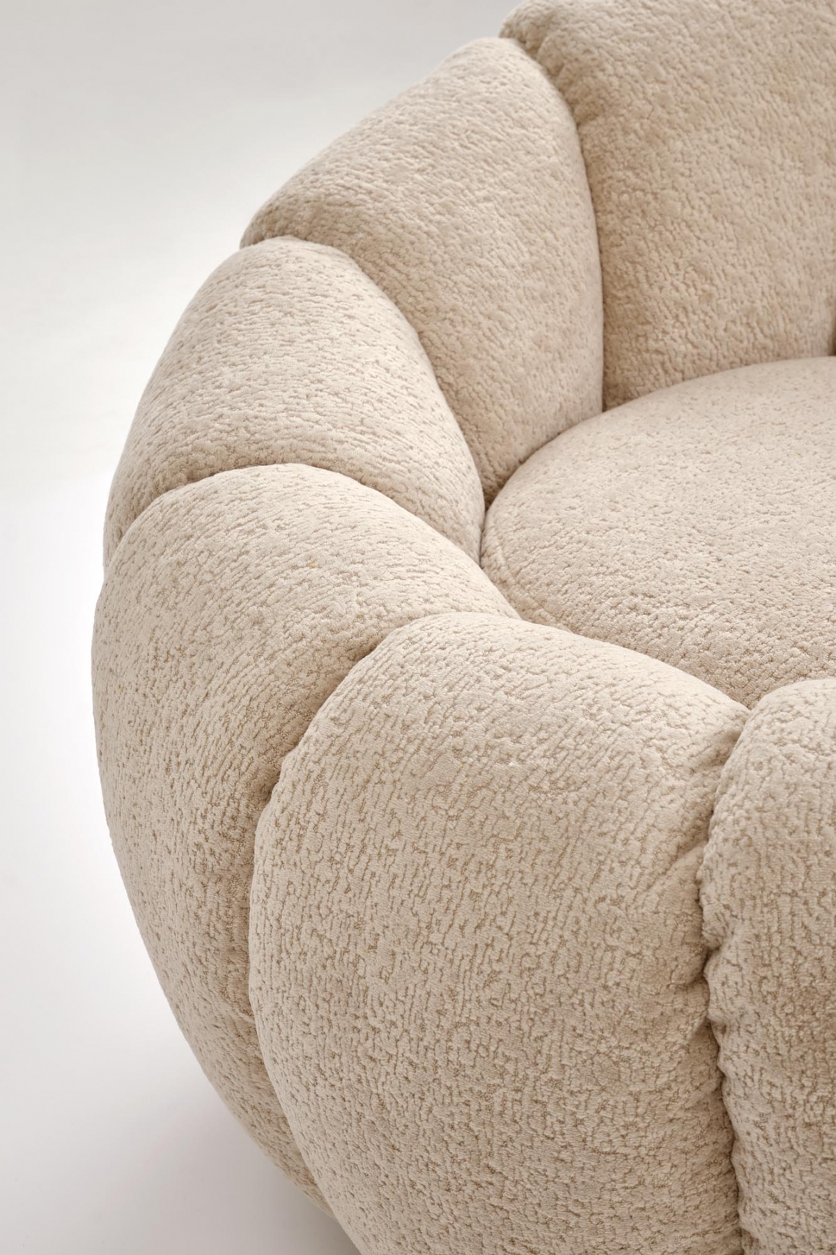 Čalouněné křeslo Pares - béžová boucle Křeslo čalouněná Pares - boucle béžová 