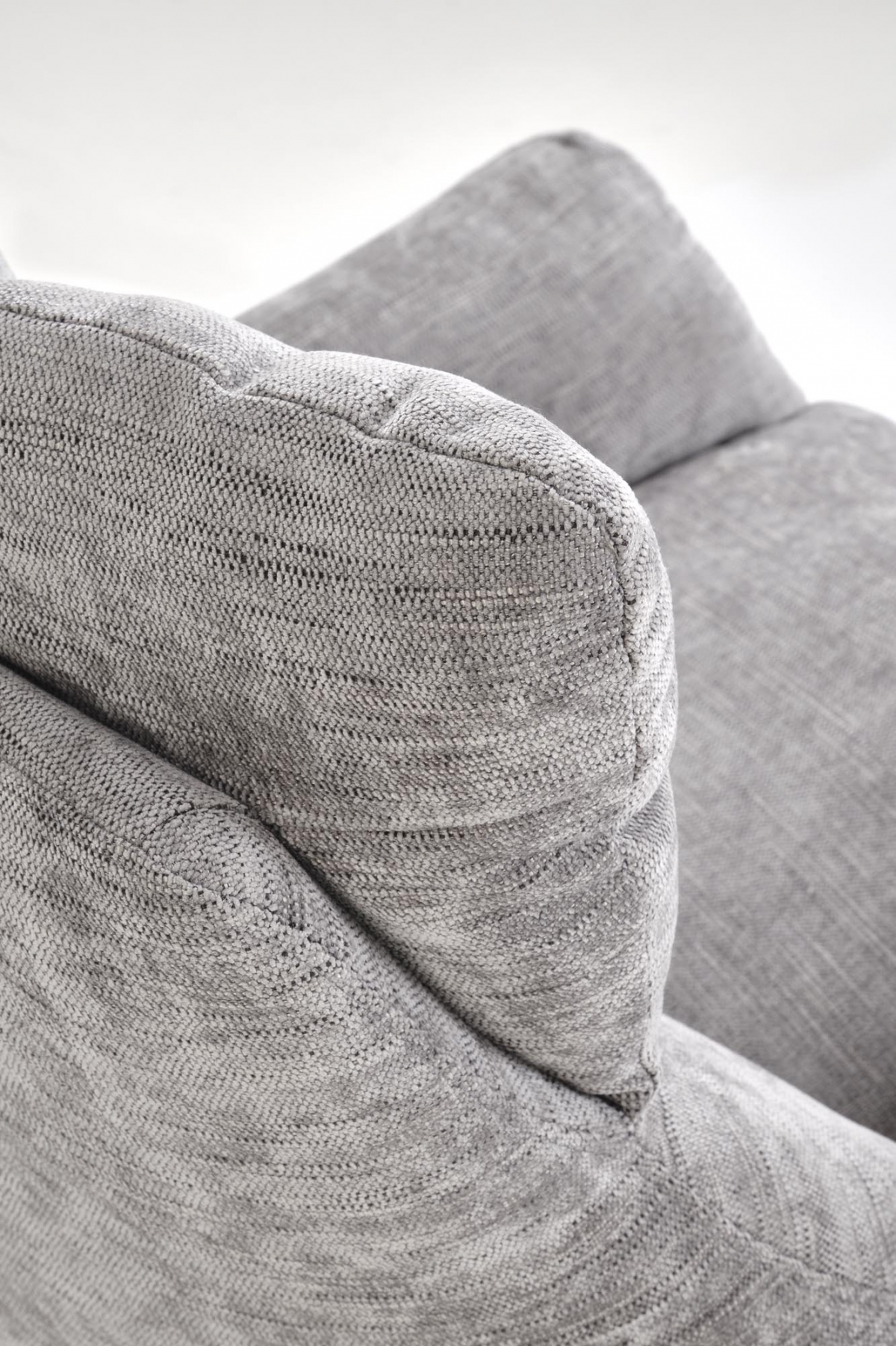 Relaxačné kreslo Soremi - sivá / čierna Kreslo odpočinkové Soremi otočna - Popolový / nožičky čierny