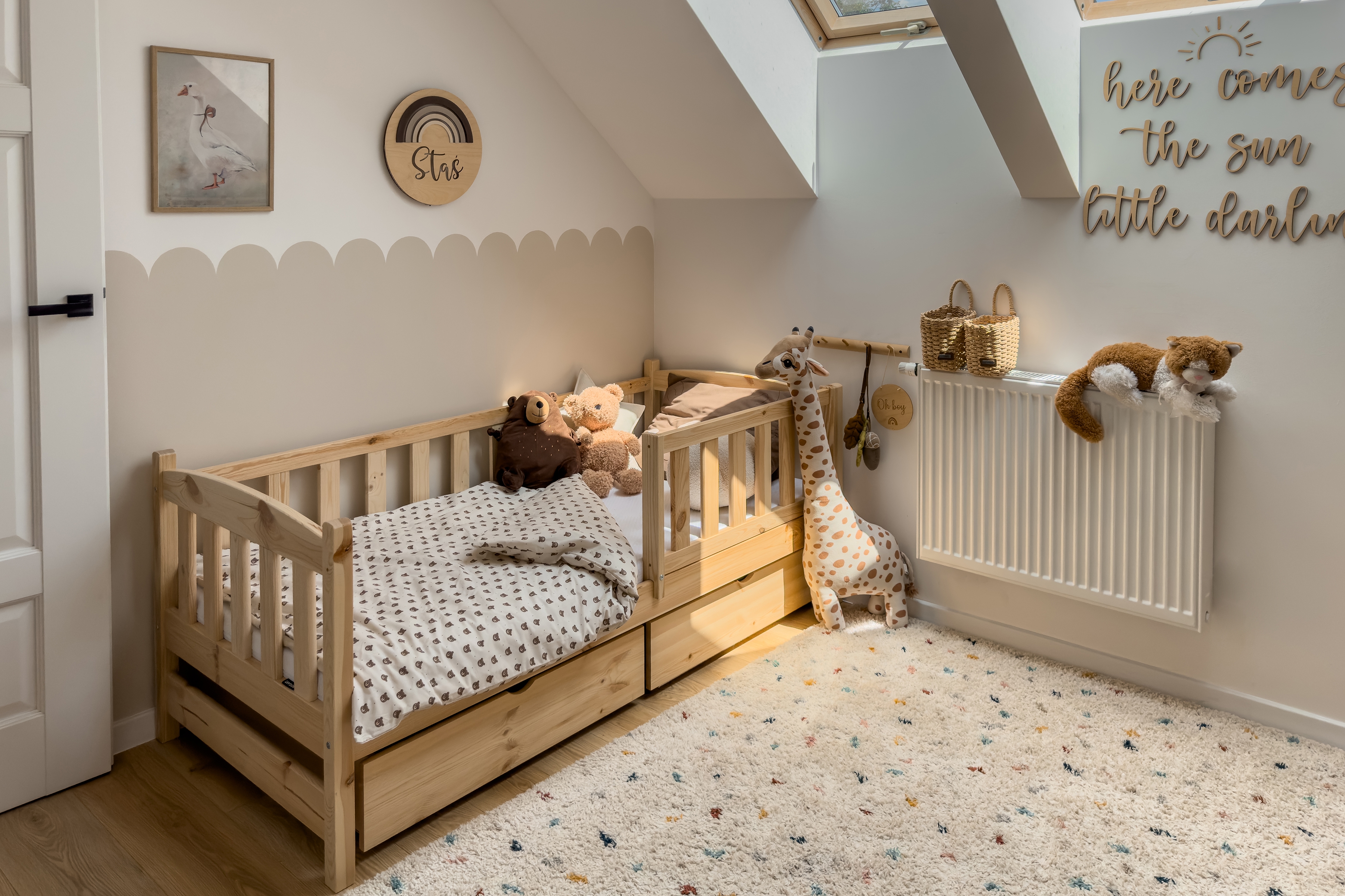 Detská posteľ Alvins so zásuvkami - borovica, 90x180 Posteľ dzieciece Alvins 90x180 drevená so zásuvkami - Borovica