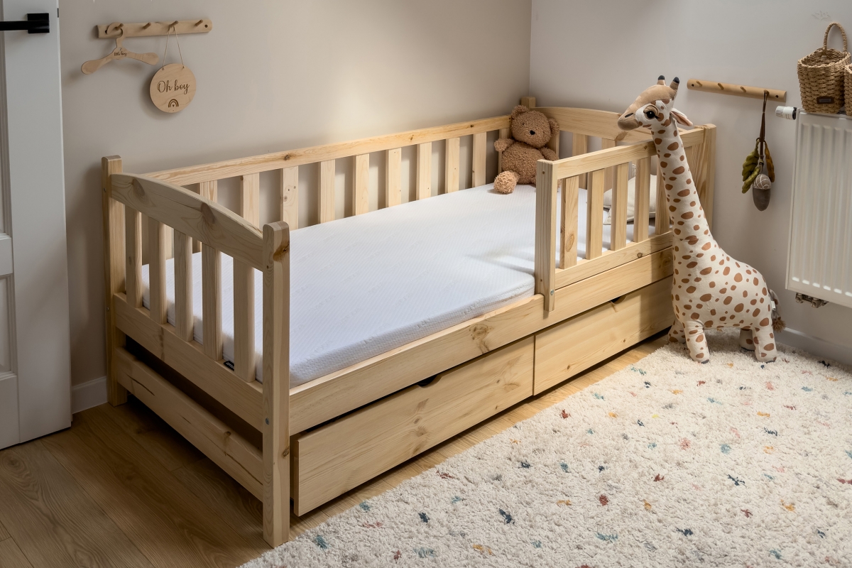 Detská posteľ Alvins so zásuvkami - borovica, 80x200 Posteľ dzieciece Alvins 80x200 drevená so zásuvkami - Borovica