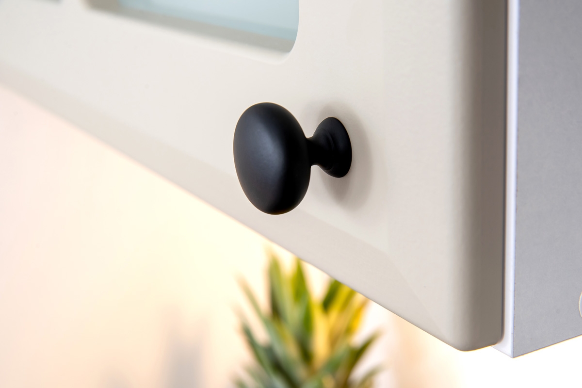 Závěsná skříňka Irma W80 GRF/2 SD s výklopnými čely úchytka do Skříňky irma 