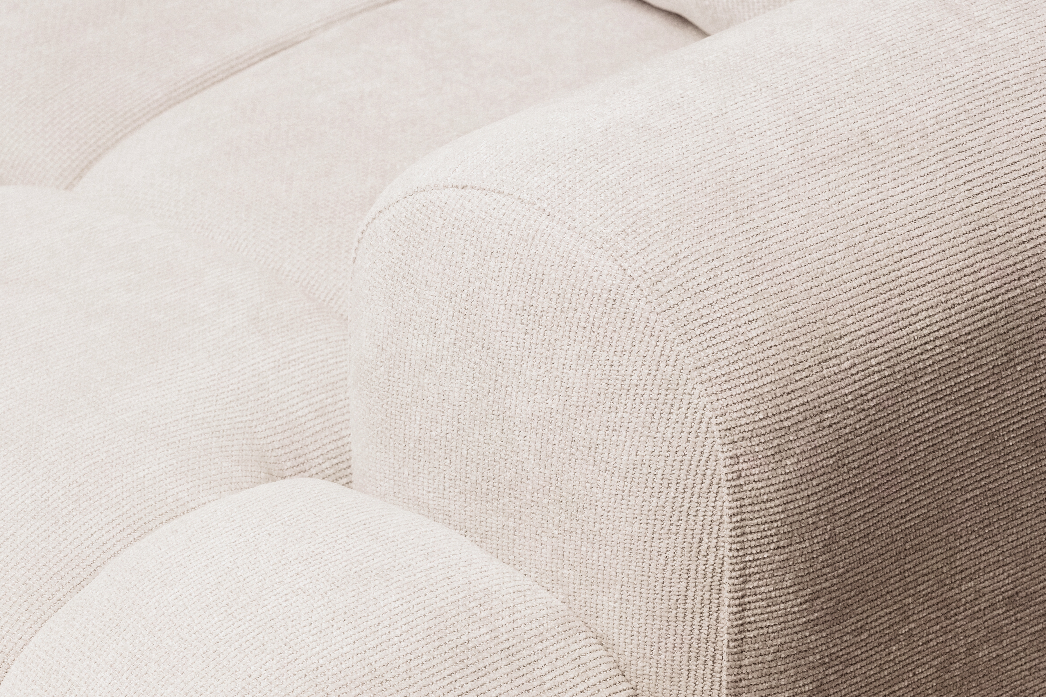 Rozkládací pohovka Lutario s funkcí spánku - béžová hydrofobní tkanina Venice 2026 Pohovka Lutario rozkládací - béžová plecionka hydrofobowa Venice 2026