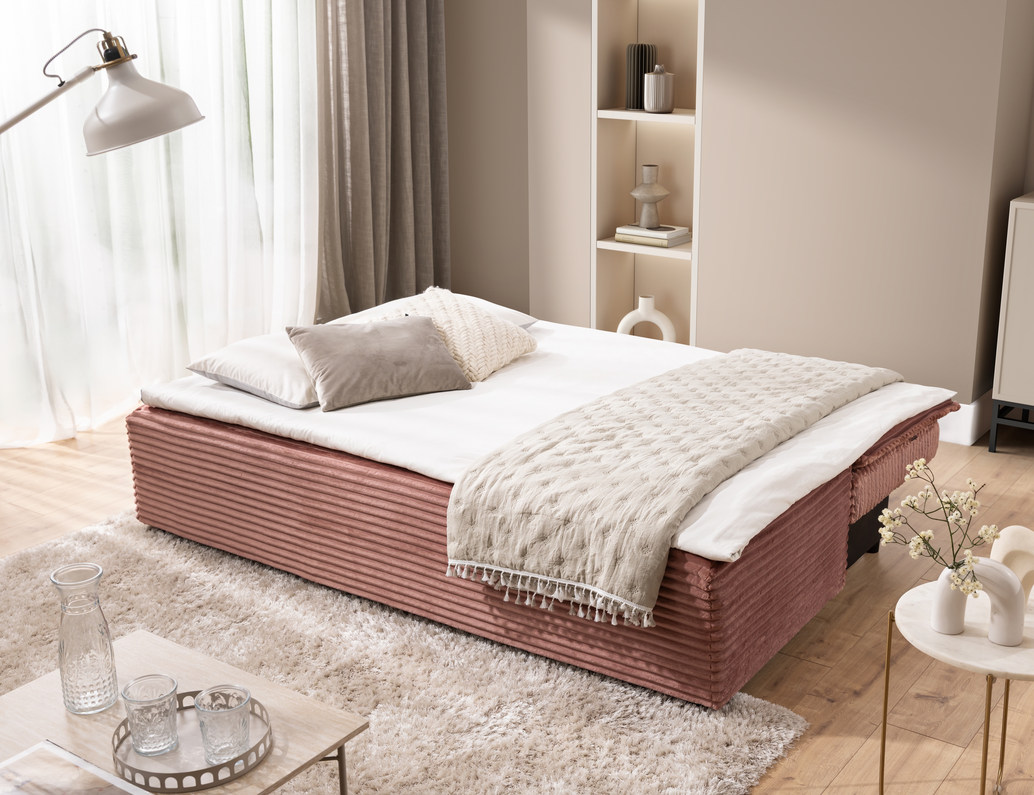 Rozkládací pohovka Firioza s úložným prostorem – růžová Tilia 62 Pohovka rozkladana Firioza s úložným prostorem- Růžová plusz Tilia 62