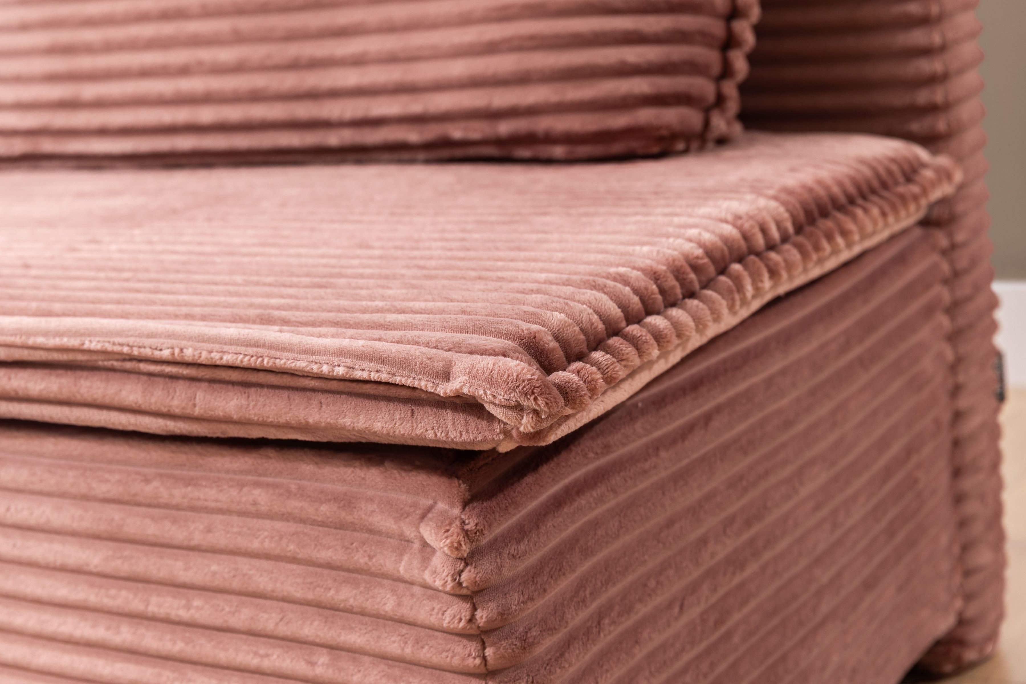 Rozkladacia pohovka Firioza Pohovka rozkladana Firioza s úložným priestorom