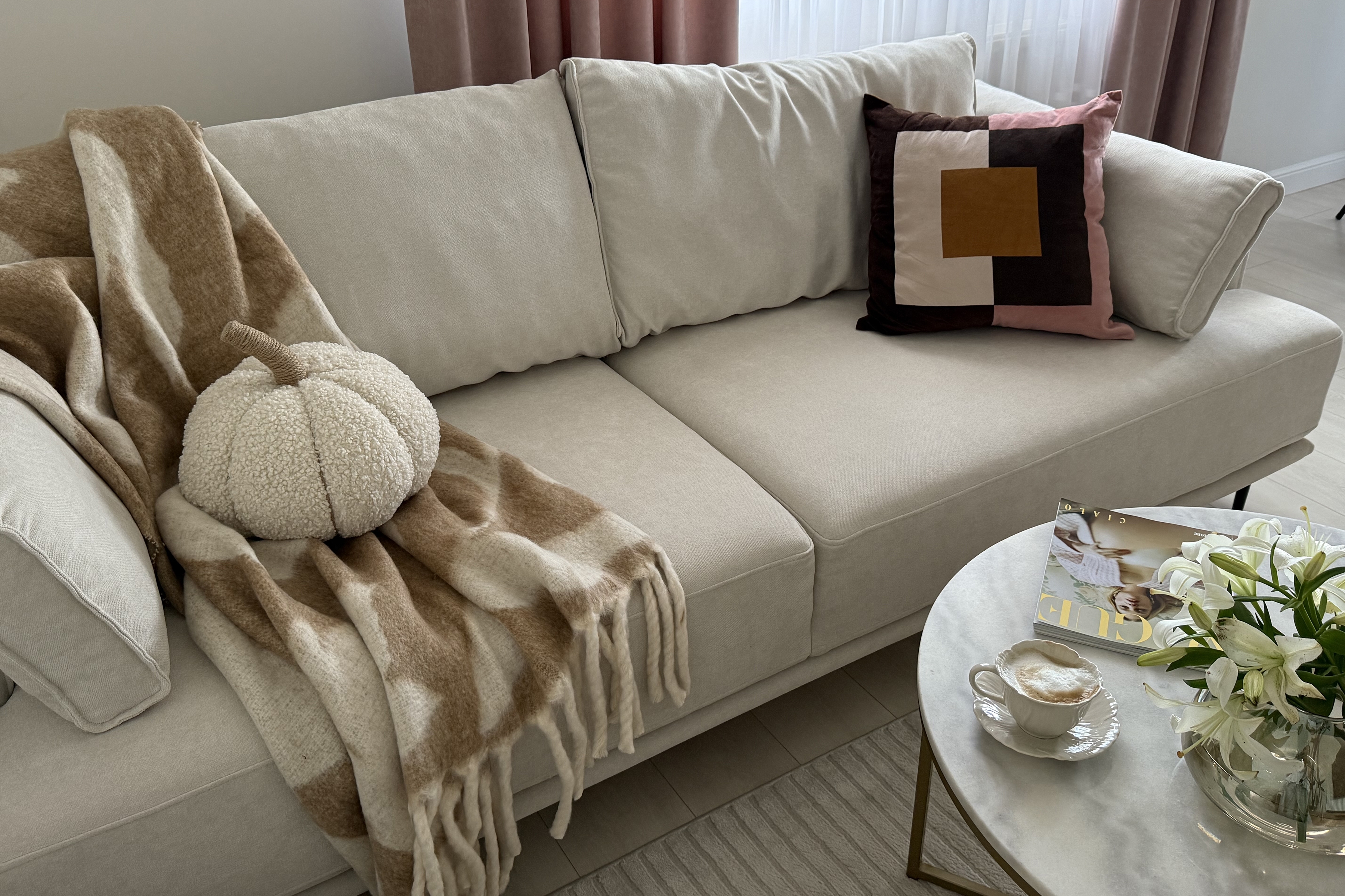 Rozkladacia pohovka Nicole - 249 cm Pohovka rozkladana Nicole