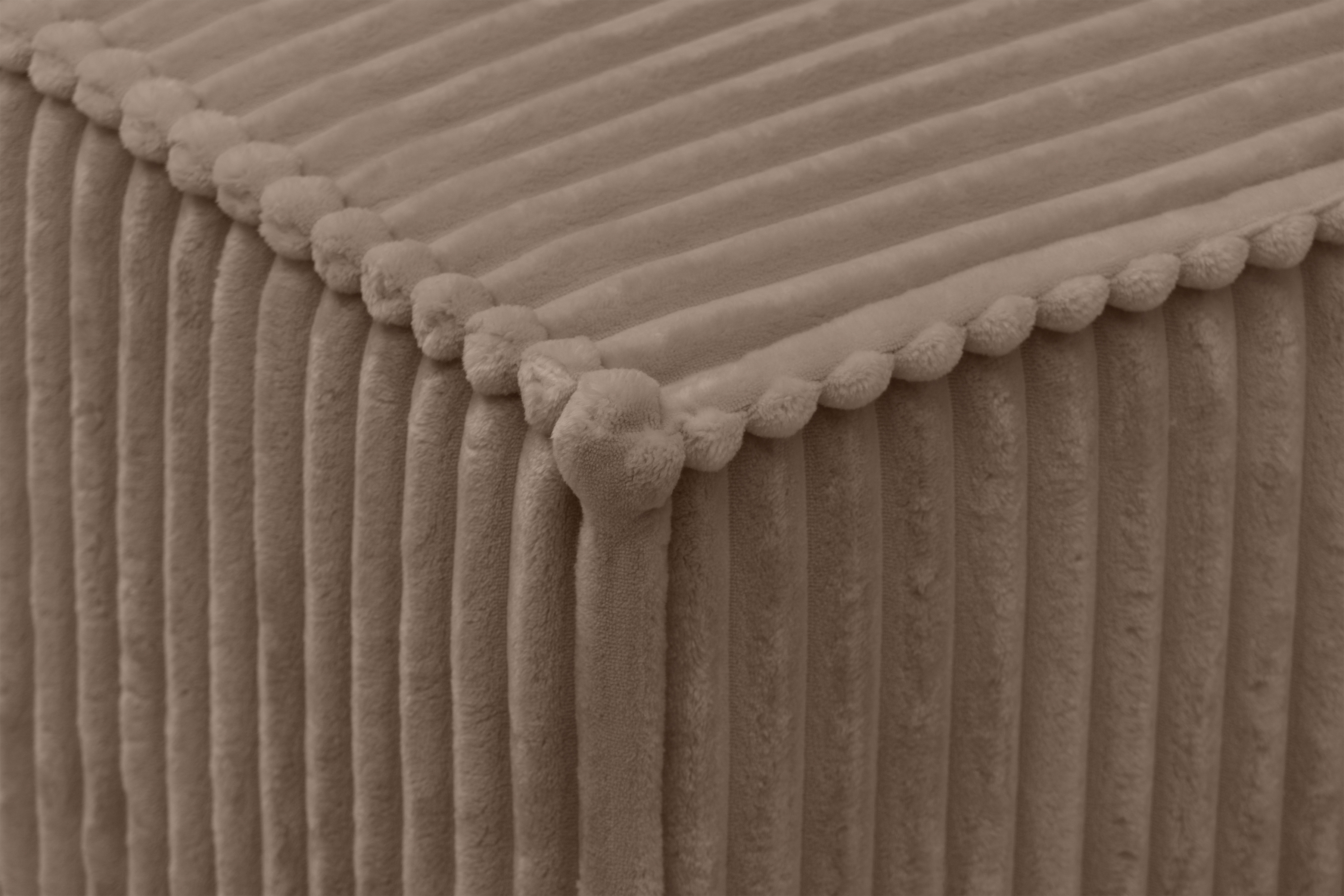 Rozkládací pohovka Solvero - tmavě béžový plyš Tilia 17 Pohovka Solvero rozkládací - béžová plusz Tilia 17