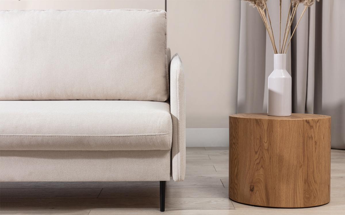 Rozkladacia pohovka Taila jasna Pohovka z waskimi bokami 