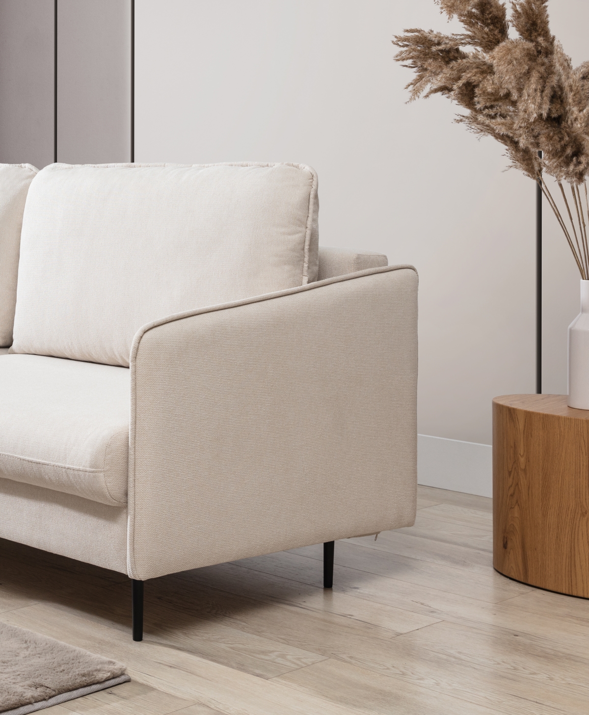 Rozkladacia pohovka Taila Pohovka z wysokimi nozkami 