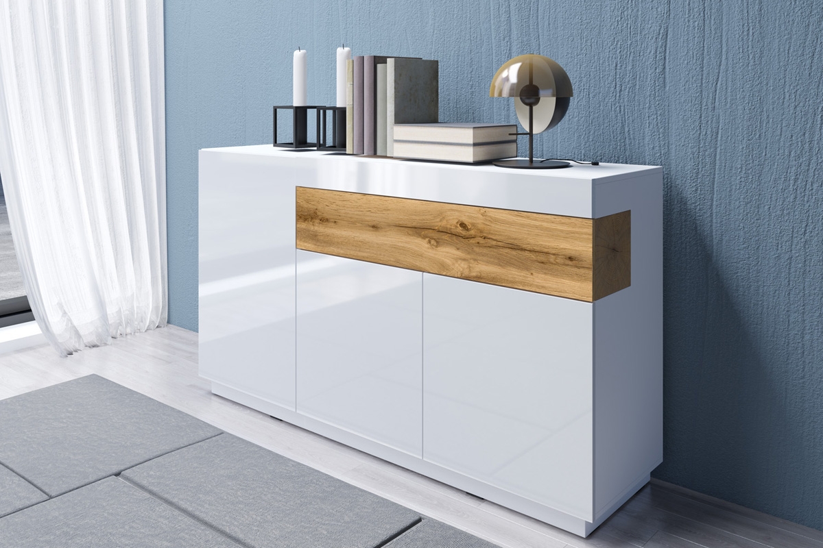 Komoda Silke 43 - bílý lesk / dub wotan Komoda třídveřová