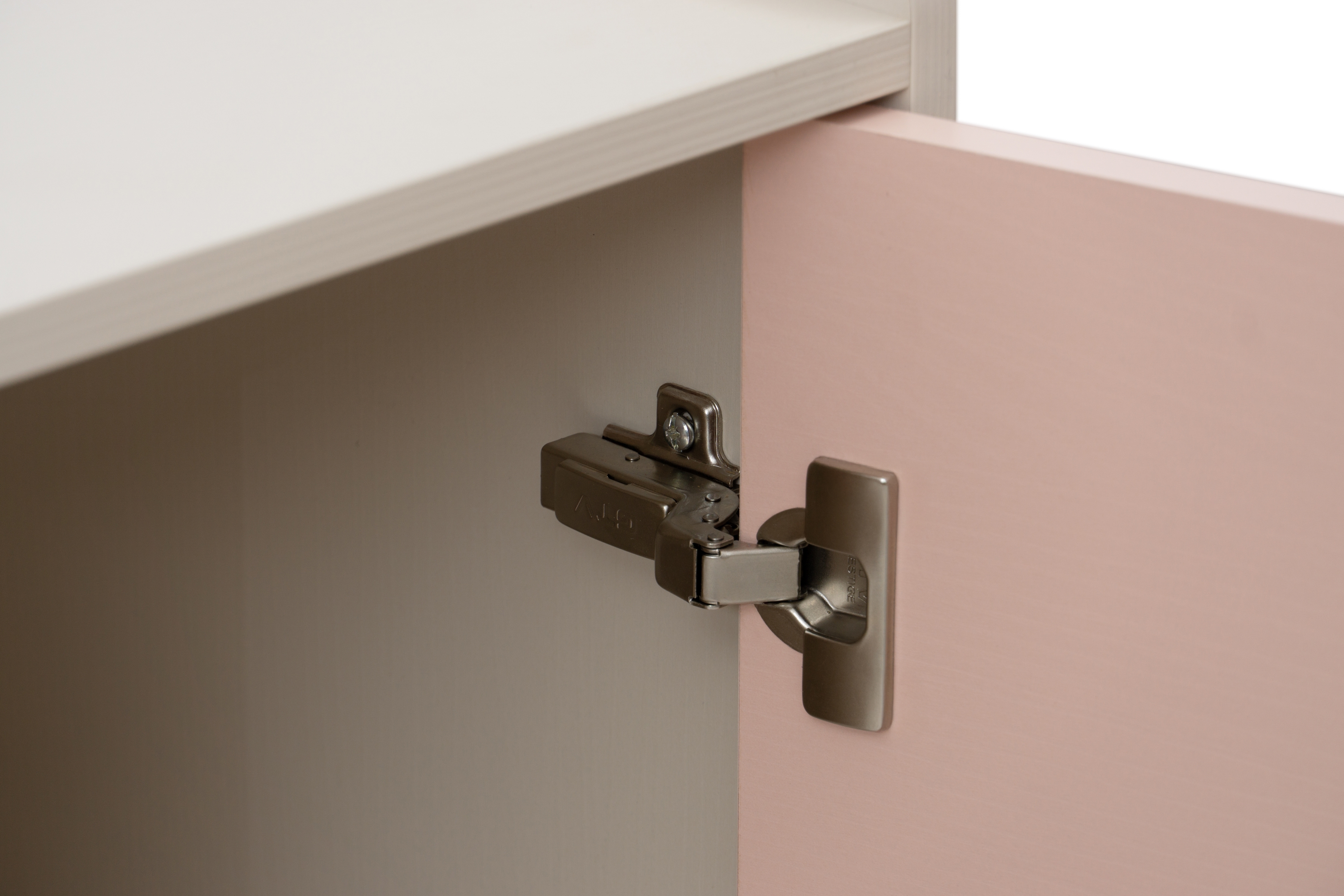 Dětská komoda Marla se zásuvkami 120 cm - pouštní písek / růžová Komoda dziecieca Marla 120 cm se zásuvkami - piasek pustyni / Růžová / millenial pink