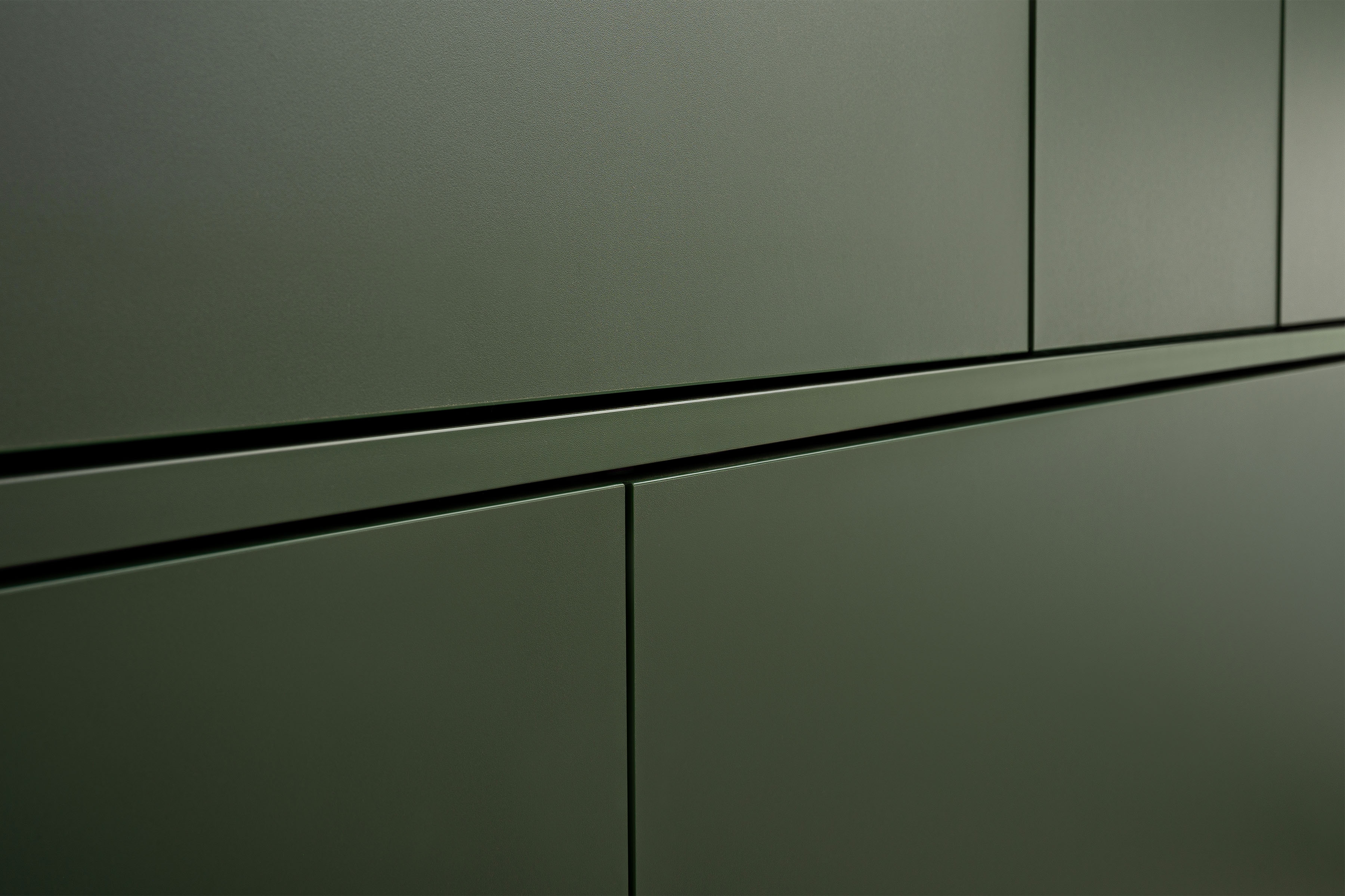 Komoda Genua 160 cm - láhvová zelená Komoda Genua 160 cm - láhvová Zeleň