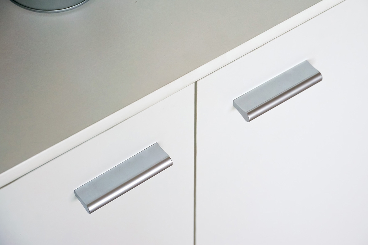 Komoda Luck III 71 cm - bílá designerski nábytek