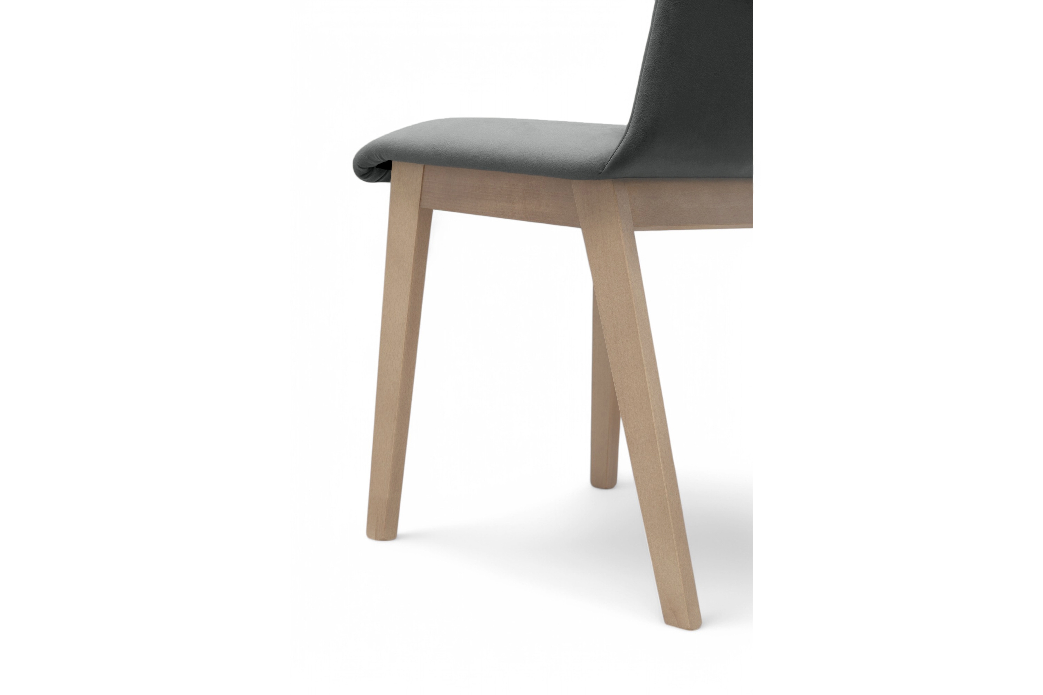 Čalúnená stolička Platinum 4 – sivý zamat Salvador 17 / bukové nohy Stolička drevená Platinum 4 z tapicerowanym siedziskiem - šedý Salvador 17 / nožičky buk