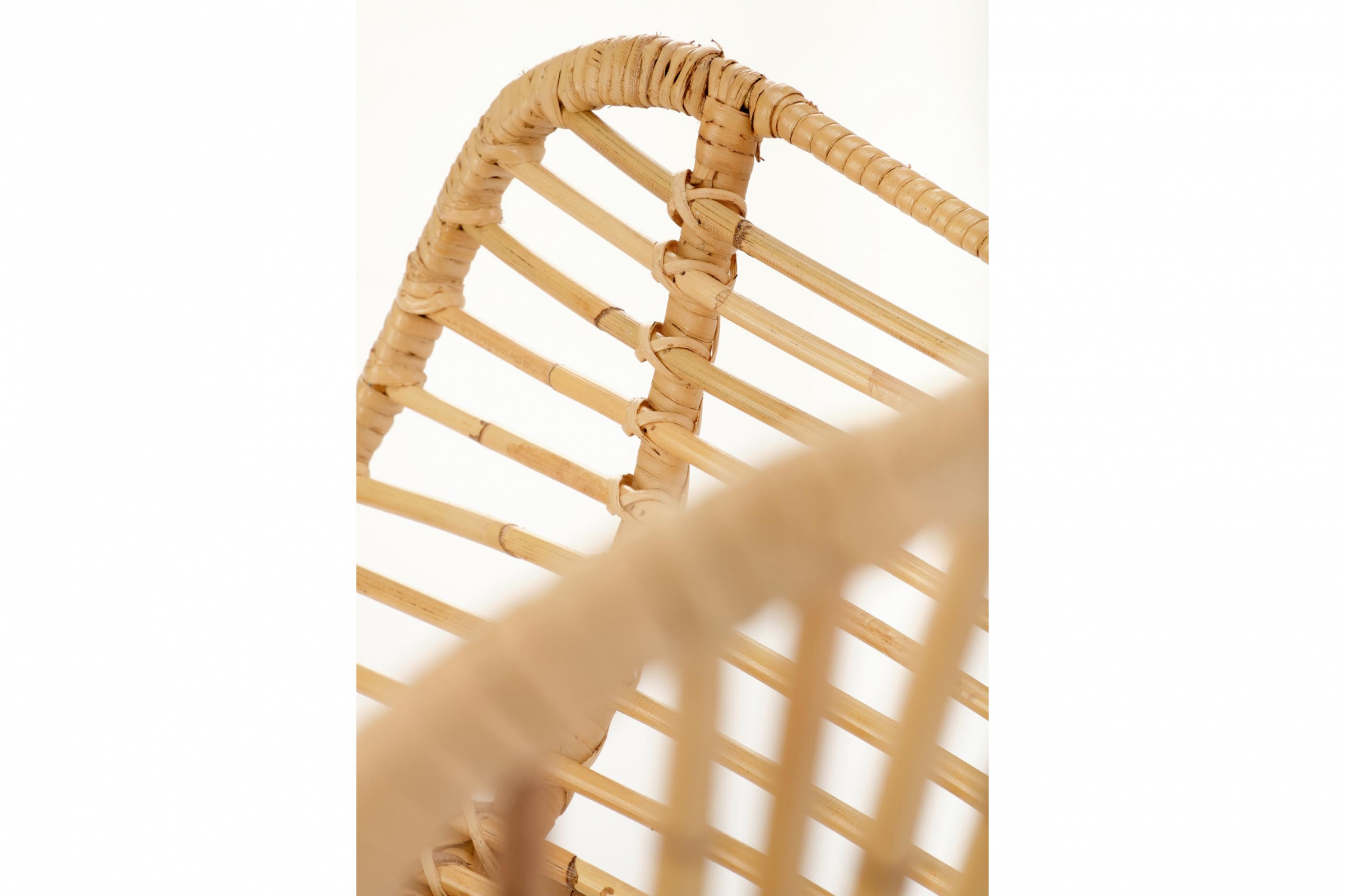 Ratanová židle K335 - přírodní / černé kovové nohy židle rattanowe K335 z metalowymi nogami - přírodní / černé Nohy