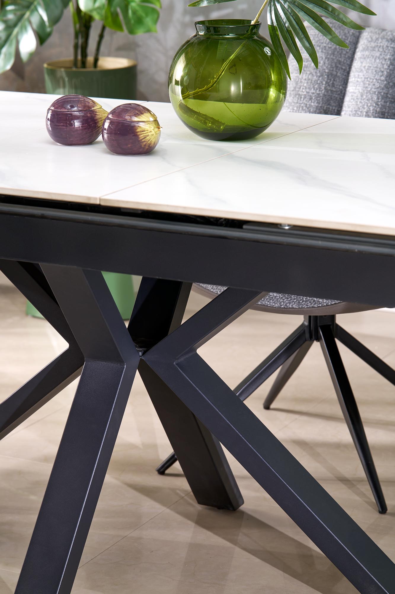 Otočné čalouněné křeslo Denaro - šedá židle čalouněné denaro obrotowe - popelavá