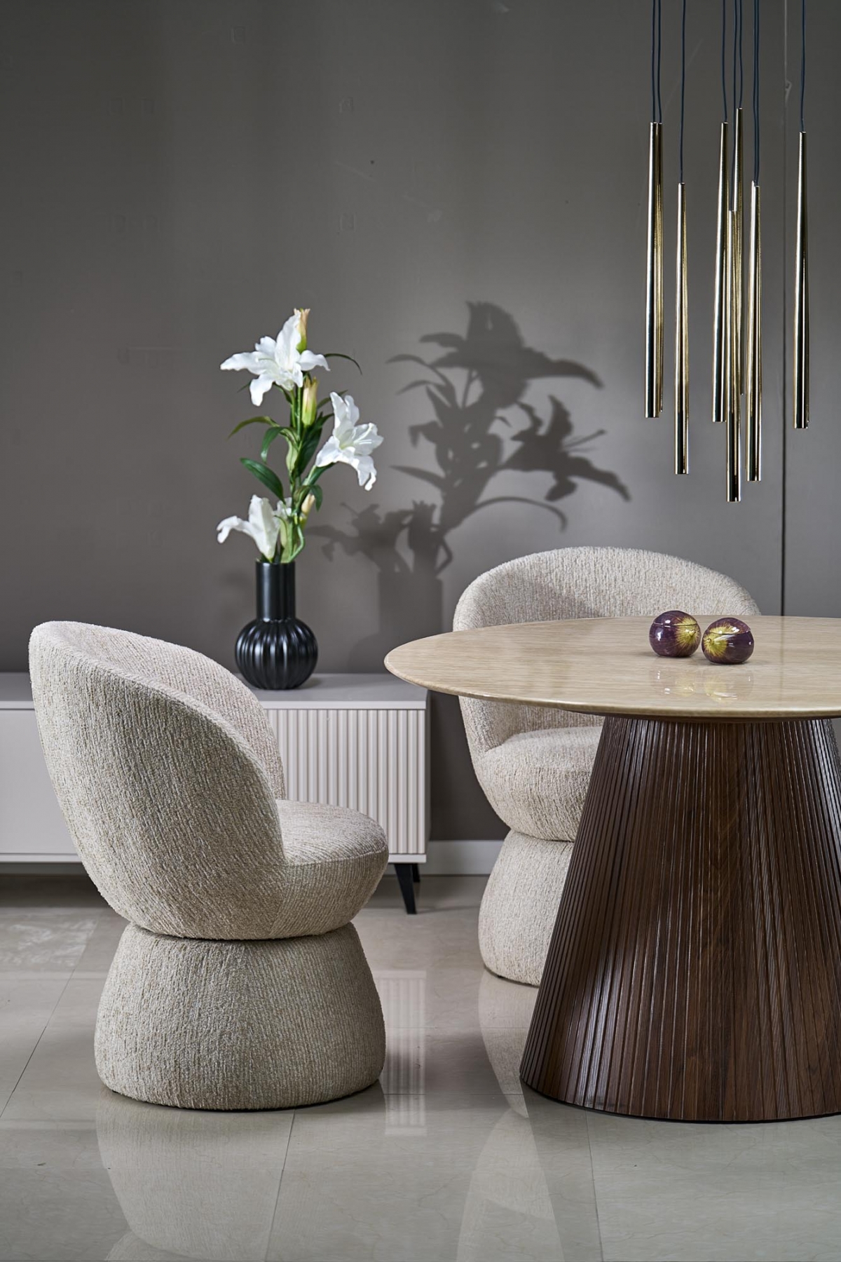 Otočné čalouněné křeslo Iverto - béžová židle čalouněné Iverto obrotowe - béžová 