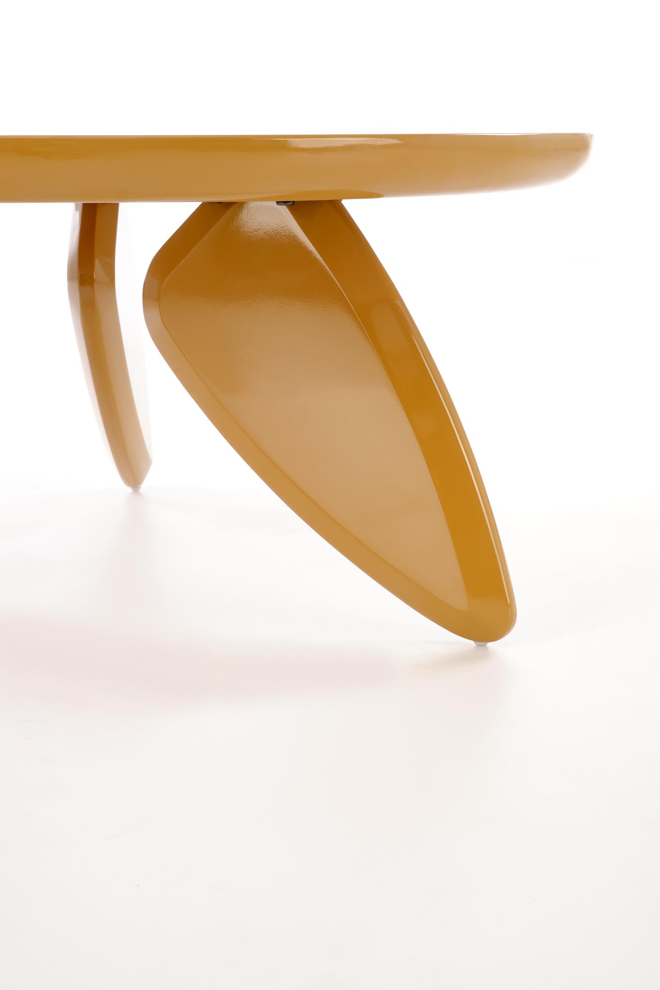 Okrúhly konferenčný stolík Soraya 80 cm - horčicový Konferenčný stolík okragla soraya 80 cm - horčicová