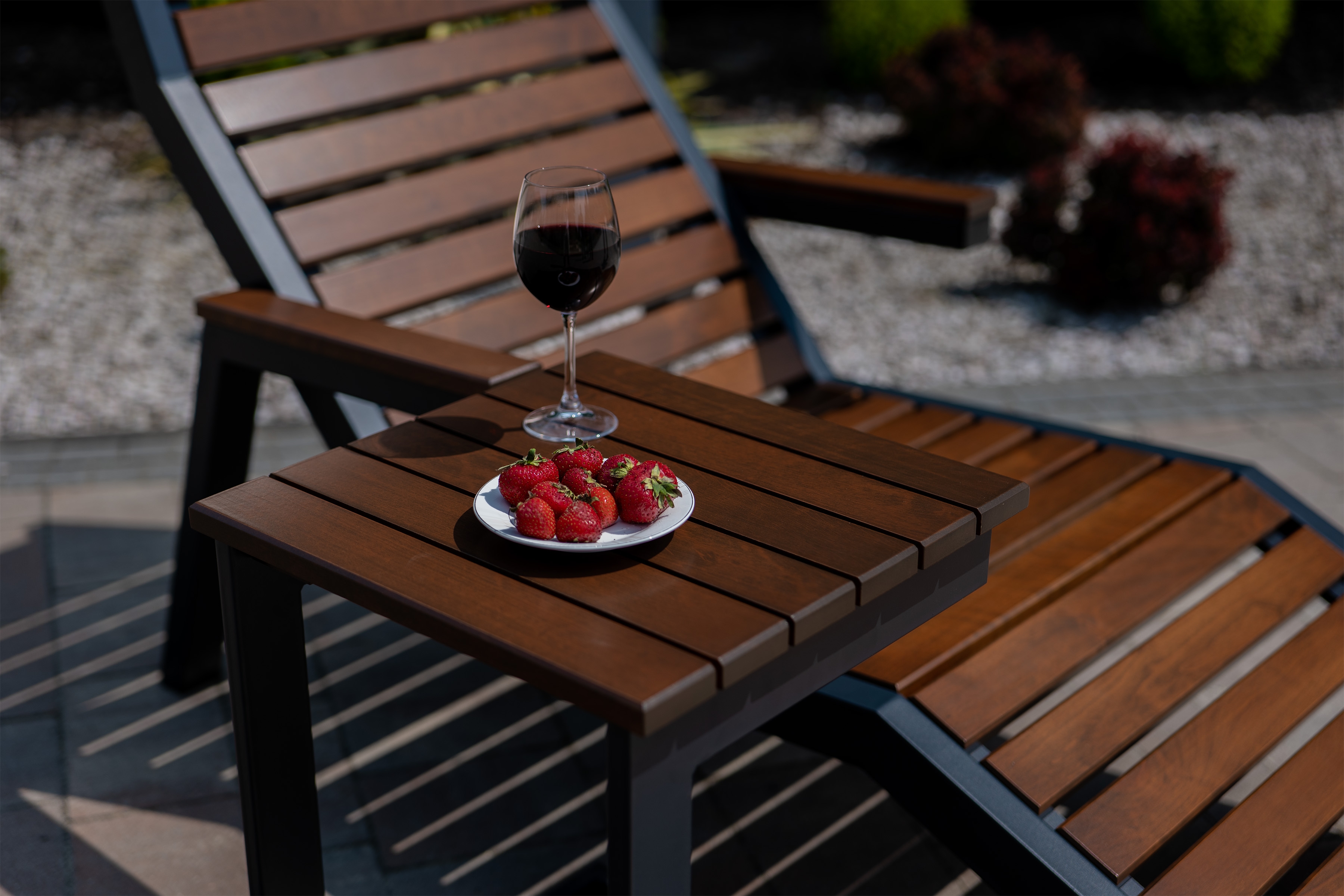 Zahradní lehátko Loft - ořech italský Lezak zahradní Loft - Ořech wloski