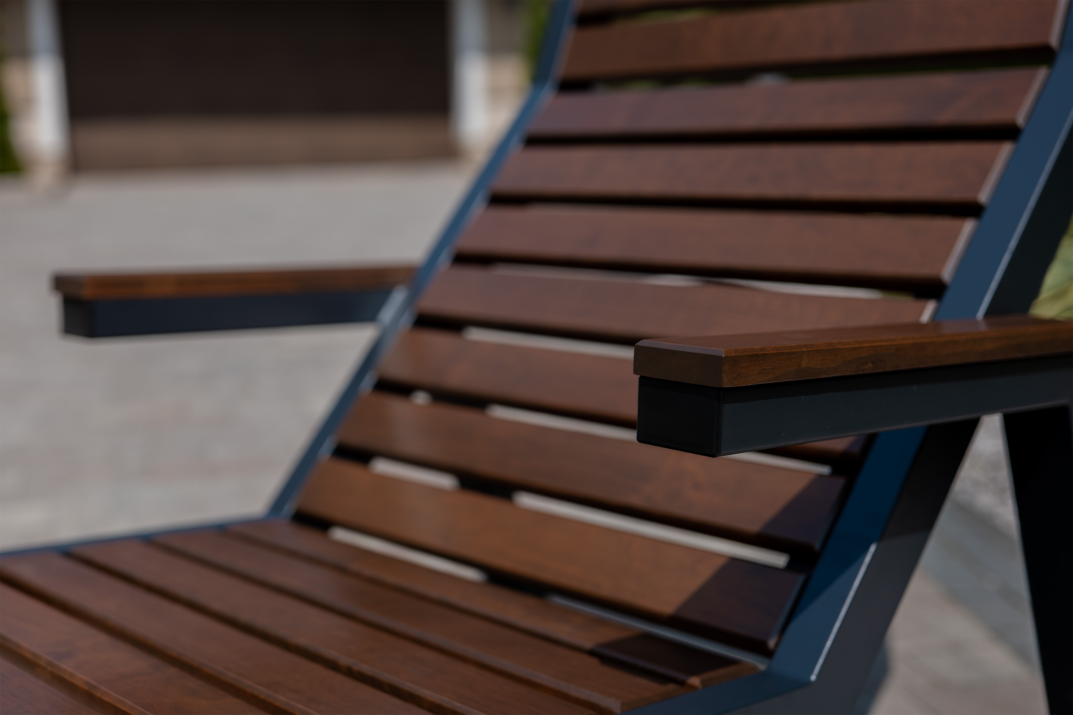 Zahradní lehátko Loft - ořech italský Lezak zahradní Loft - Ořech wloski