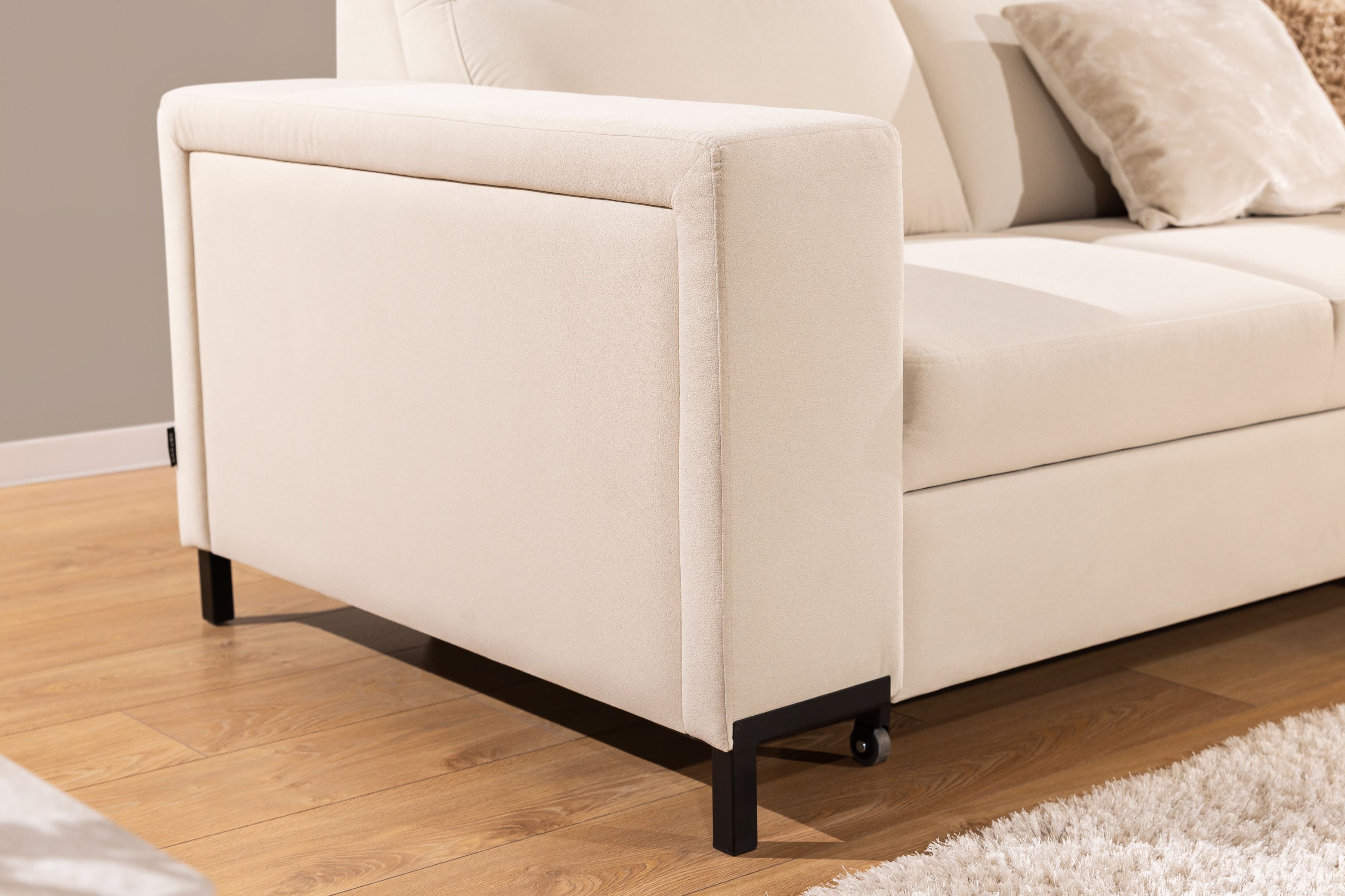 Rohová sedacia súprava Loario L pravá so širokým bokom LOARIO BL-C+2SF+OT2P+N-B