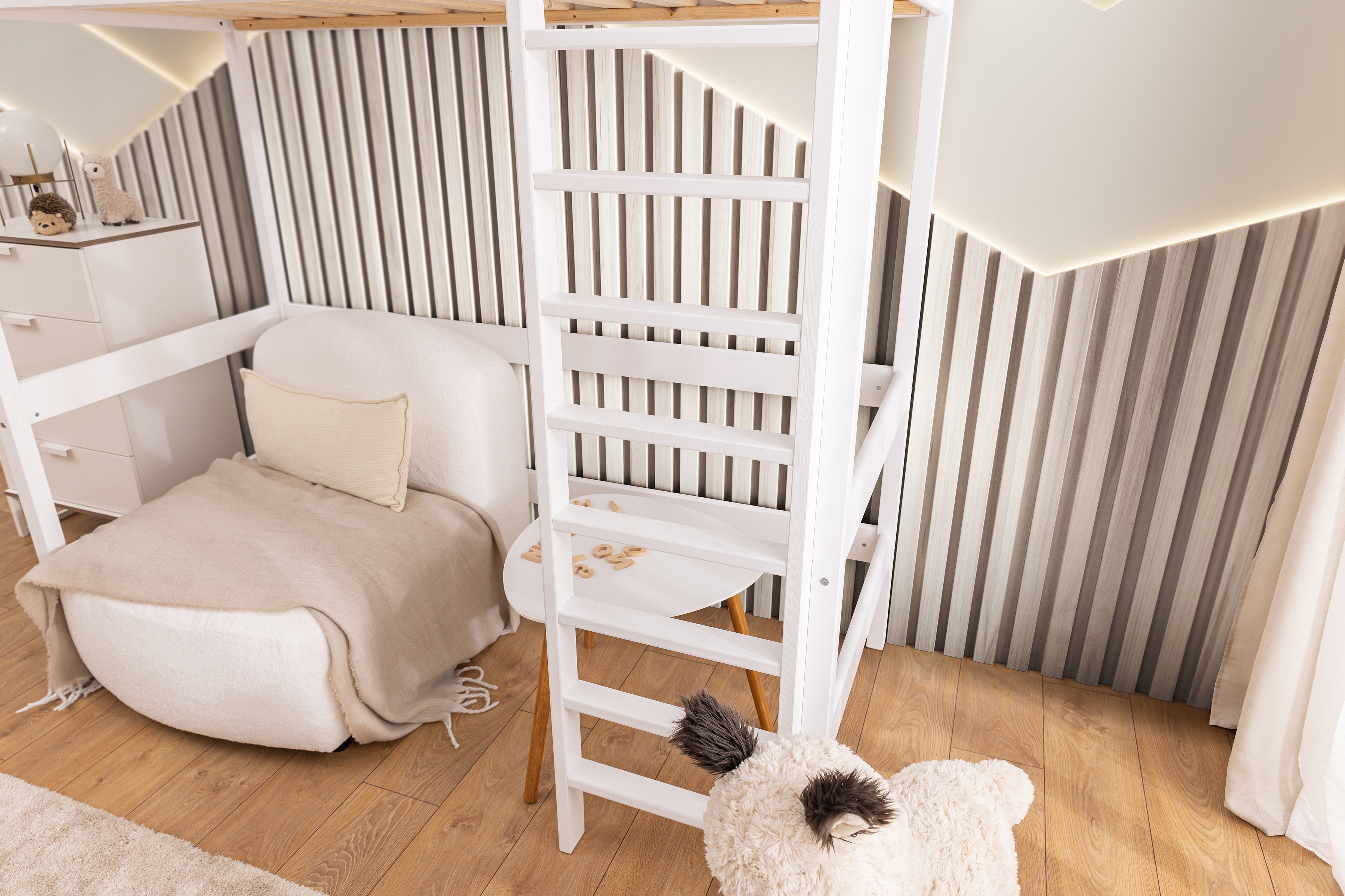 Dětská vyvýšená postel Samio 80x190 cm - bílá Postel dzieciece Samio 80x190 vyvýšená postel - bílá