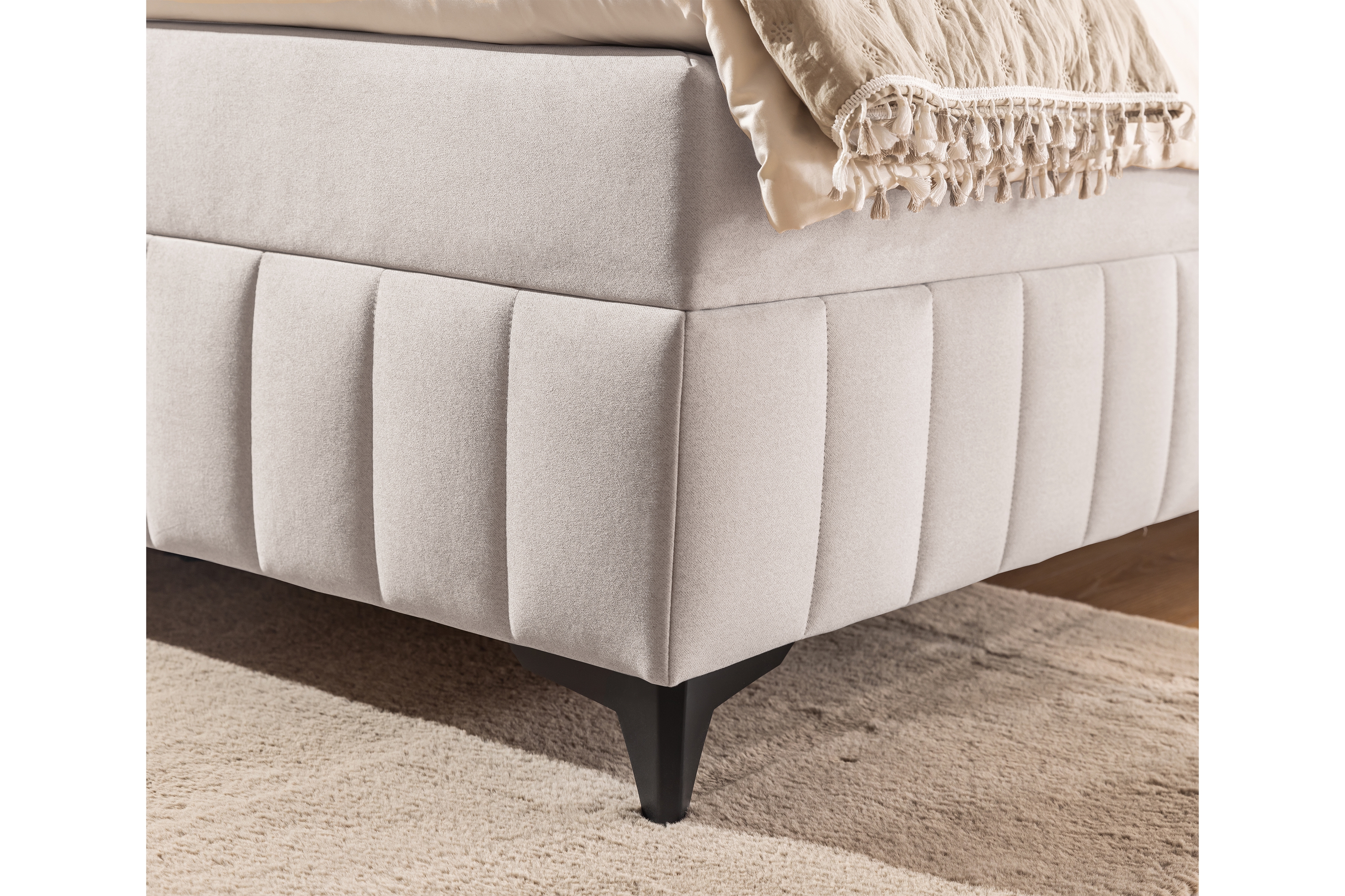 Posteľ Boxspring Wasil 180x200 s úložným priestorom - krémový hydrofóbny zamat Element 17 Boxspring posteľ Wasil 180x200 s úložným priestorom - Krémový zamat hydrofobowy Element 17