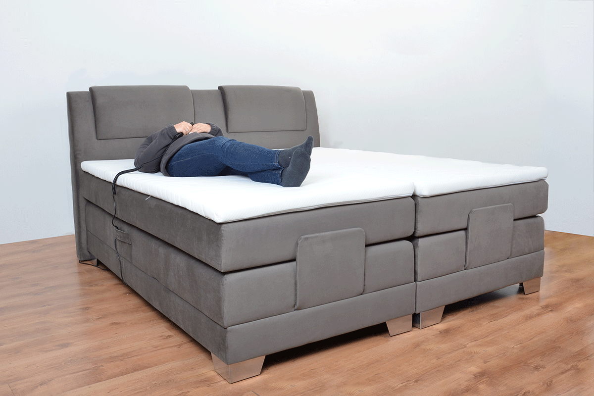 Kontinentálna posteľ s elektrickým polohovaním WE 1 - 160x200 cm - čierny zamat Jasmine 100 Elektricky ovládaná posteľ Wave