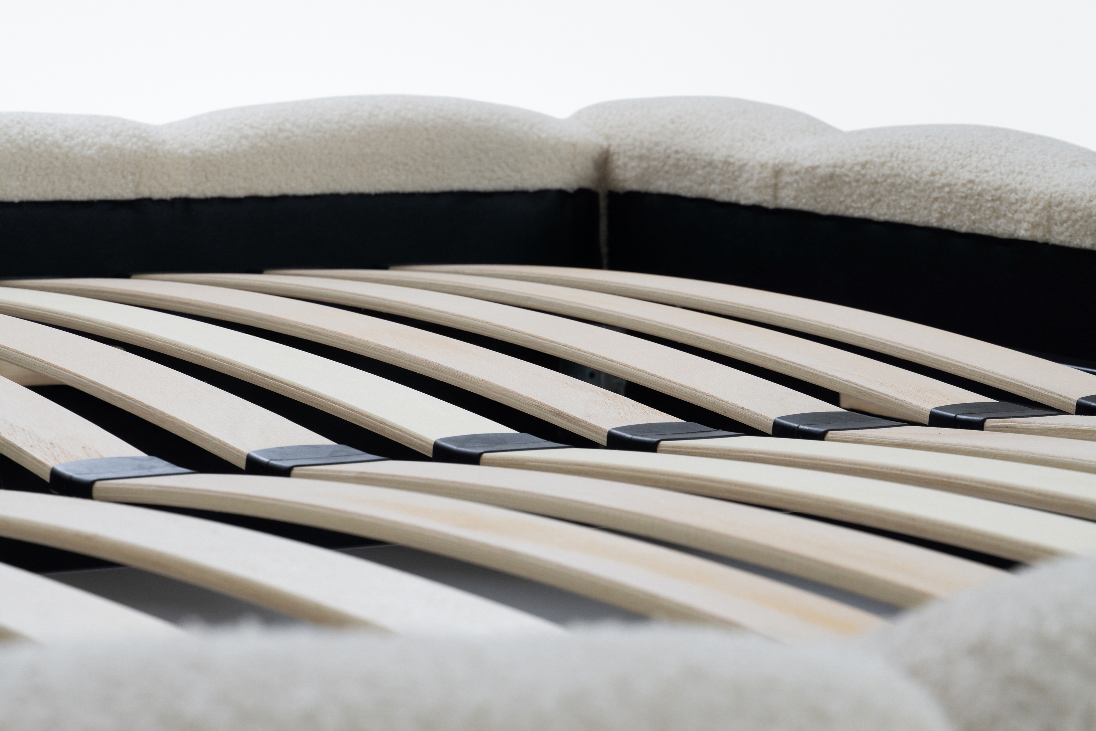 Čalouněná postel Aura 180x200 s úložným prostorem - světlý béž buklé Quelle 02 Postel čalouněné Aura 180x200 s úložným prostorem- světlý béžová bukla Quelle 02 