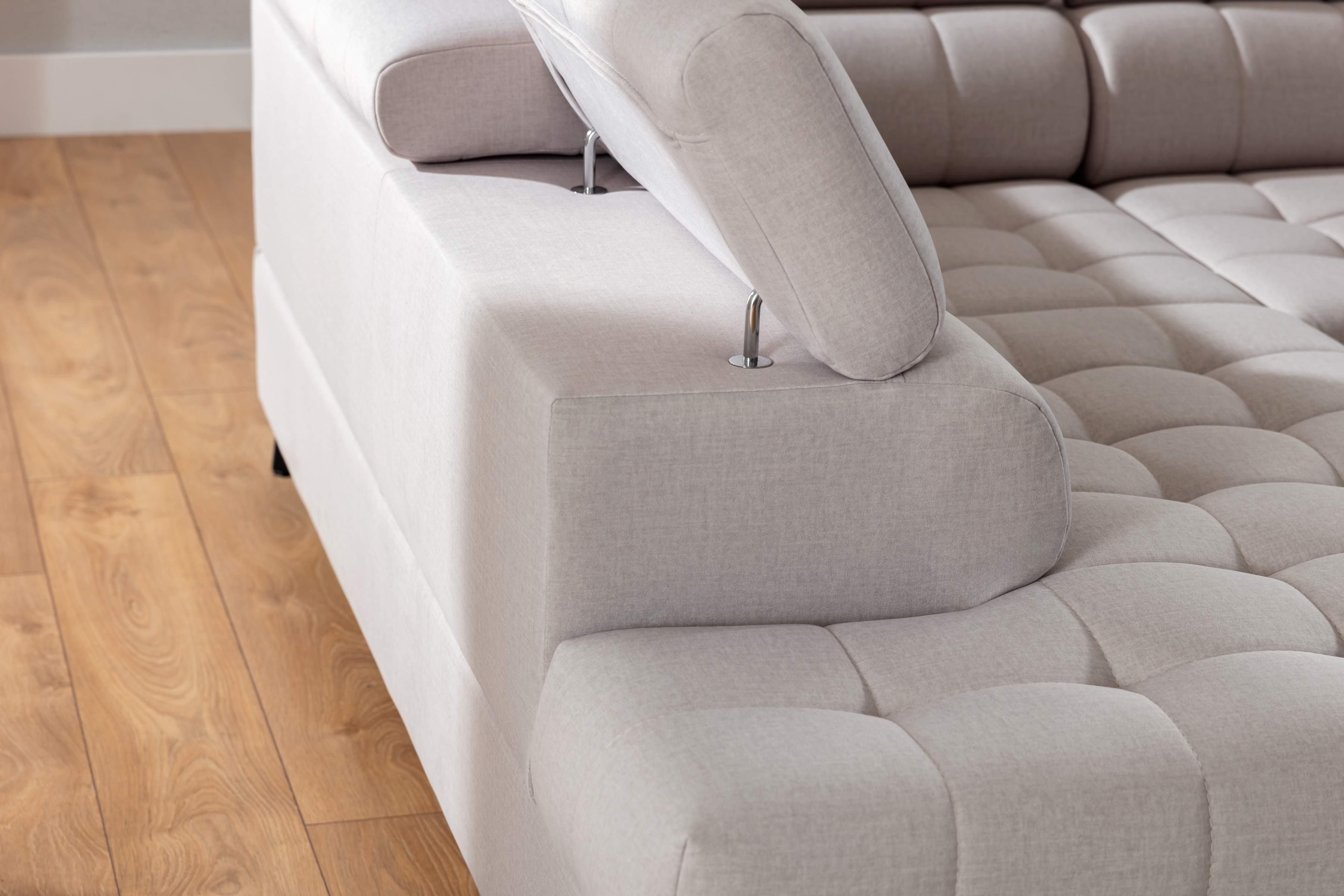 Rozkladacia rohová sedacia súprava Elarias L Rohová sedacia súprava Elarias L s funkciou spánku 