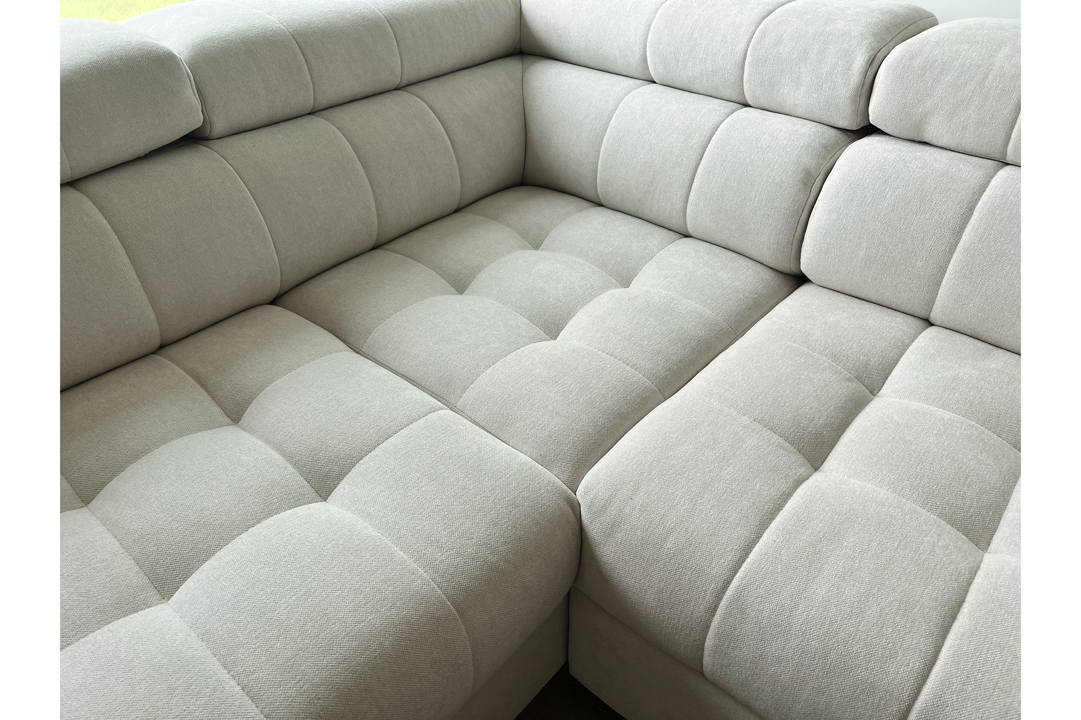 Rozkladacia rohová sedacia súprava Elarias L Rohová sedacia súprava Elarias L s funkciou spánku 