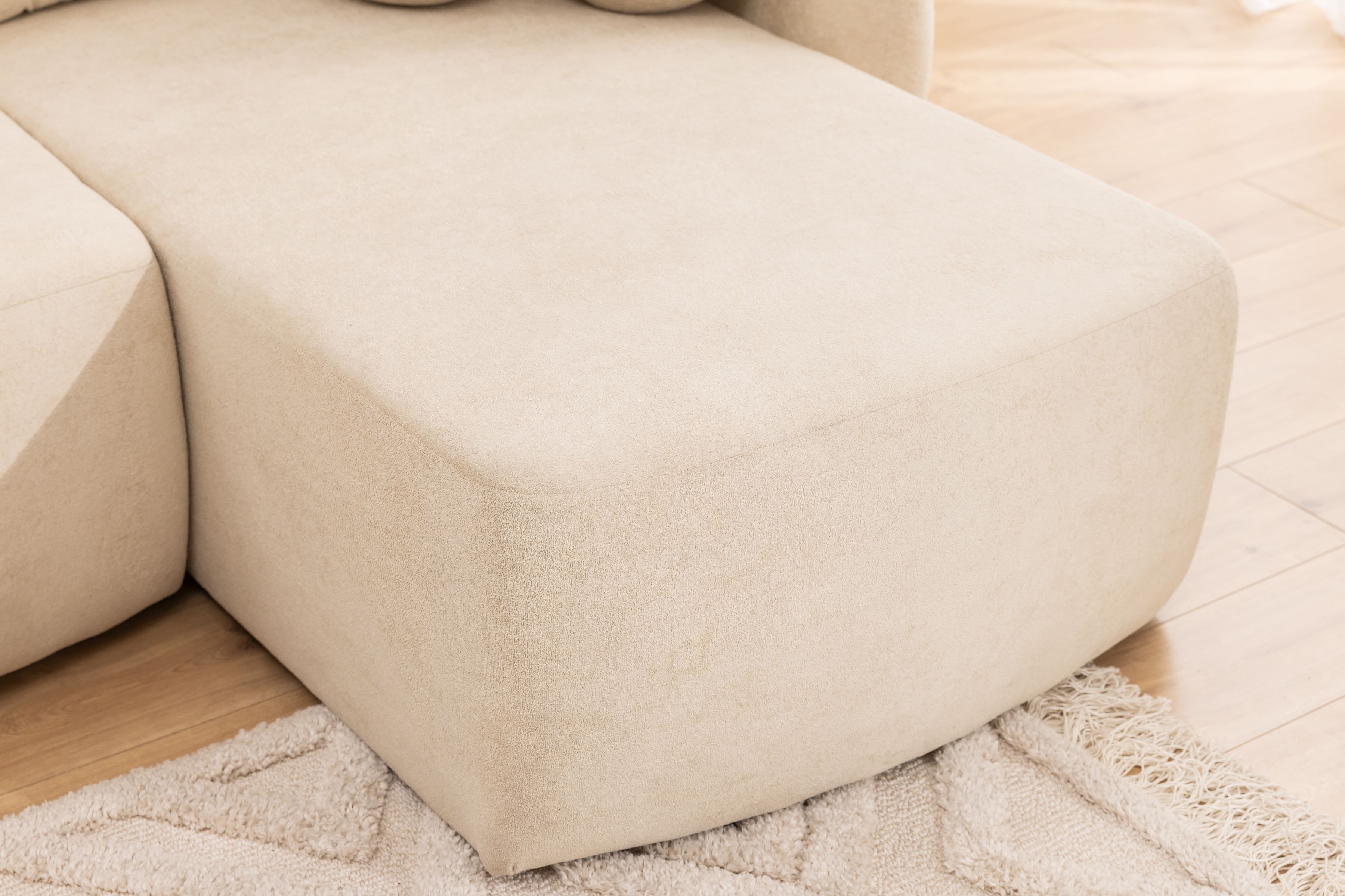 Rozkladacia rohová sedacia súprava Latina Mini univerzálna Rohová sedacia súprava Latina Mini s funkciou spánku uniwersalny Ľavý/Pravý