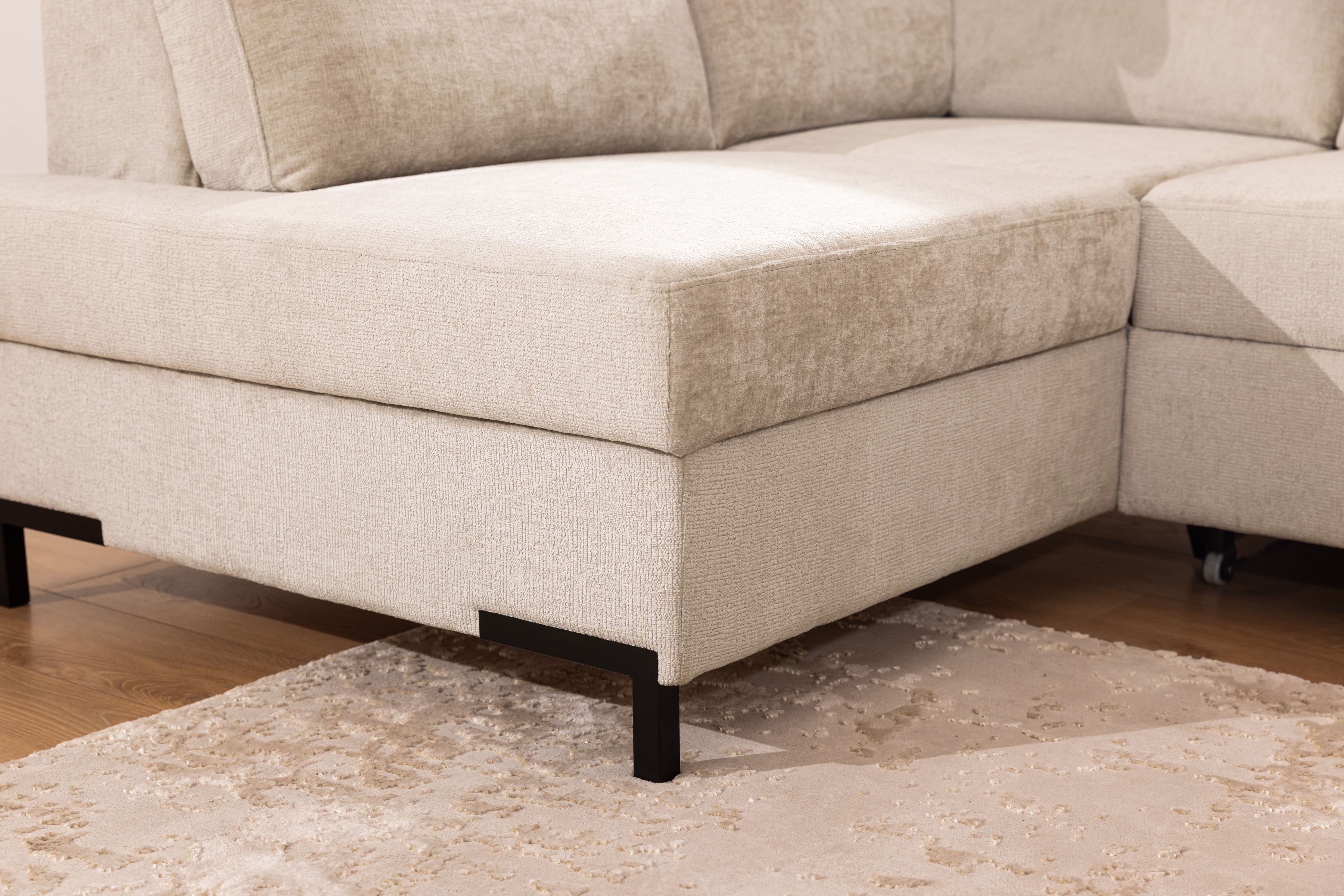 Rohová pohovka Loario L levá se širokými boky - béžový szenil Perfect Harmony 07 Rohová sedací souprava Loario L levá z szerokim bokiem - béžová šenil Perfect Harmony 07