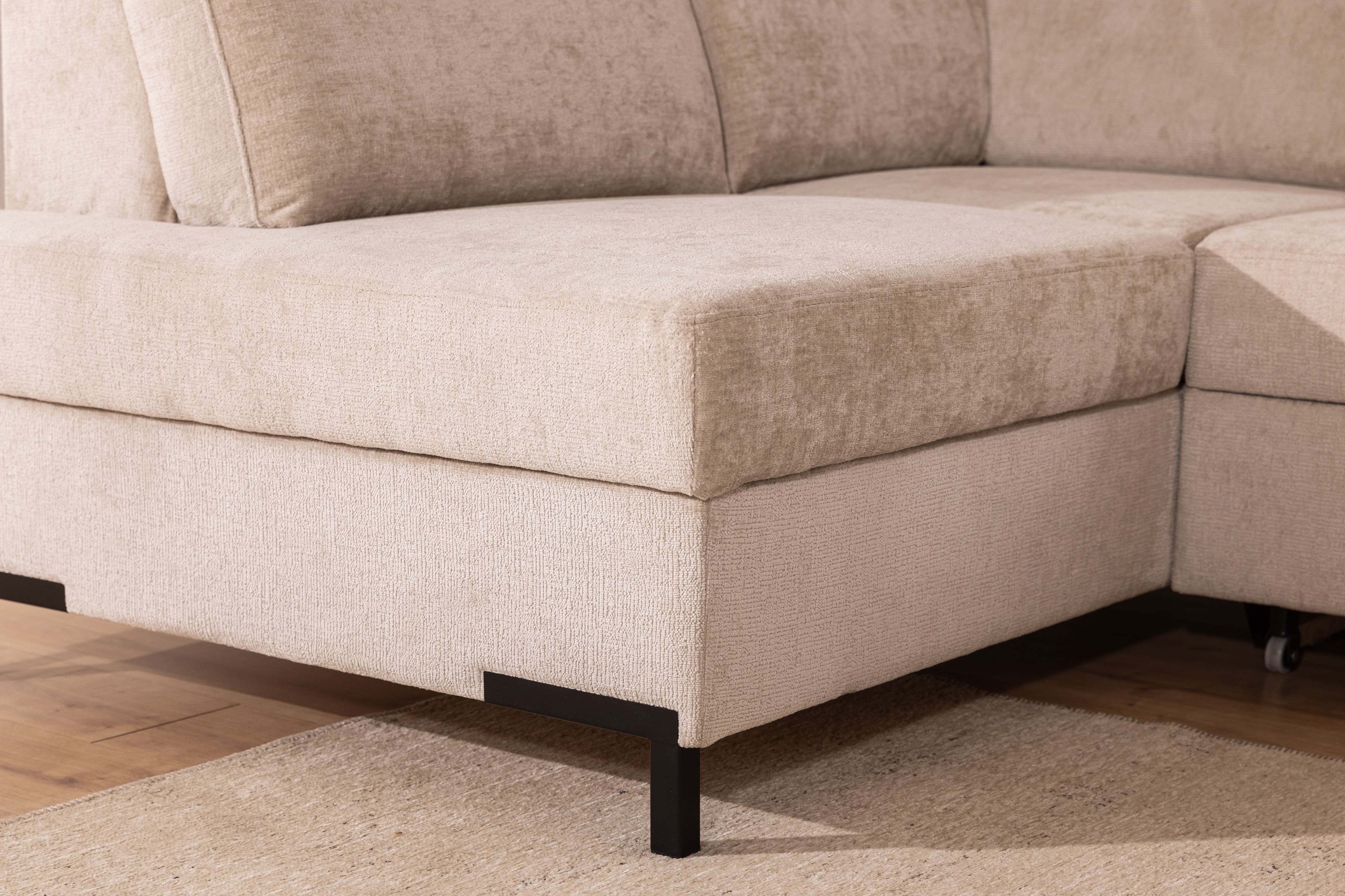 Rohová pohovka Loario L levá se širokými proříznutými boky - béžový szenil Perfect Harmony 07 Rohová sedací souprava Loario L levá z szerokim, wcietym bokiem - béžová šenil Perfect Harmony 07